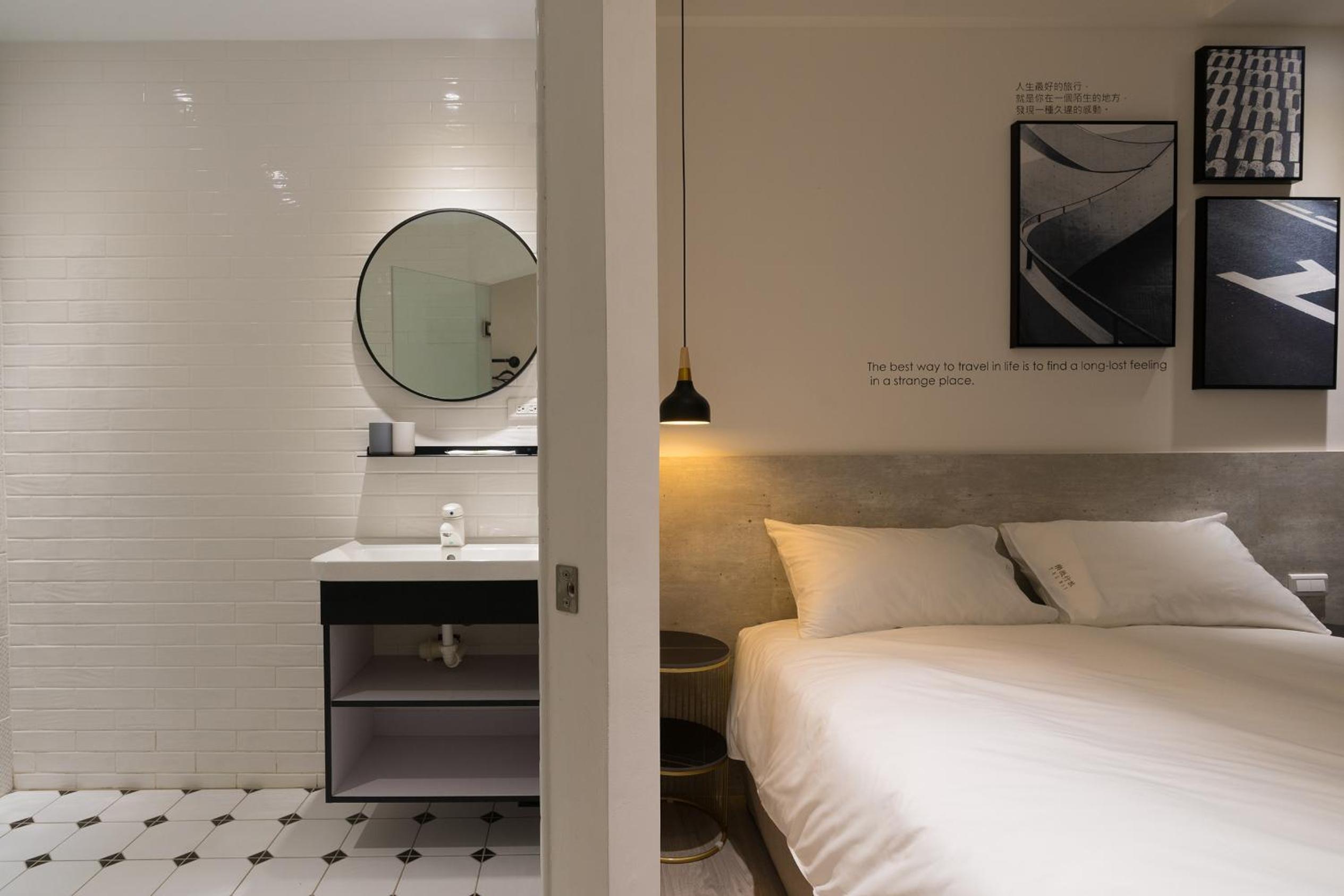 Standard Double Room - Photo 1