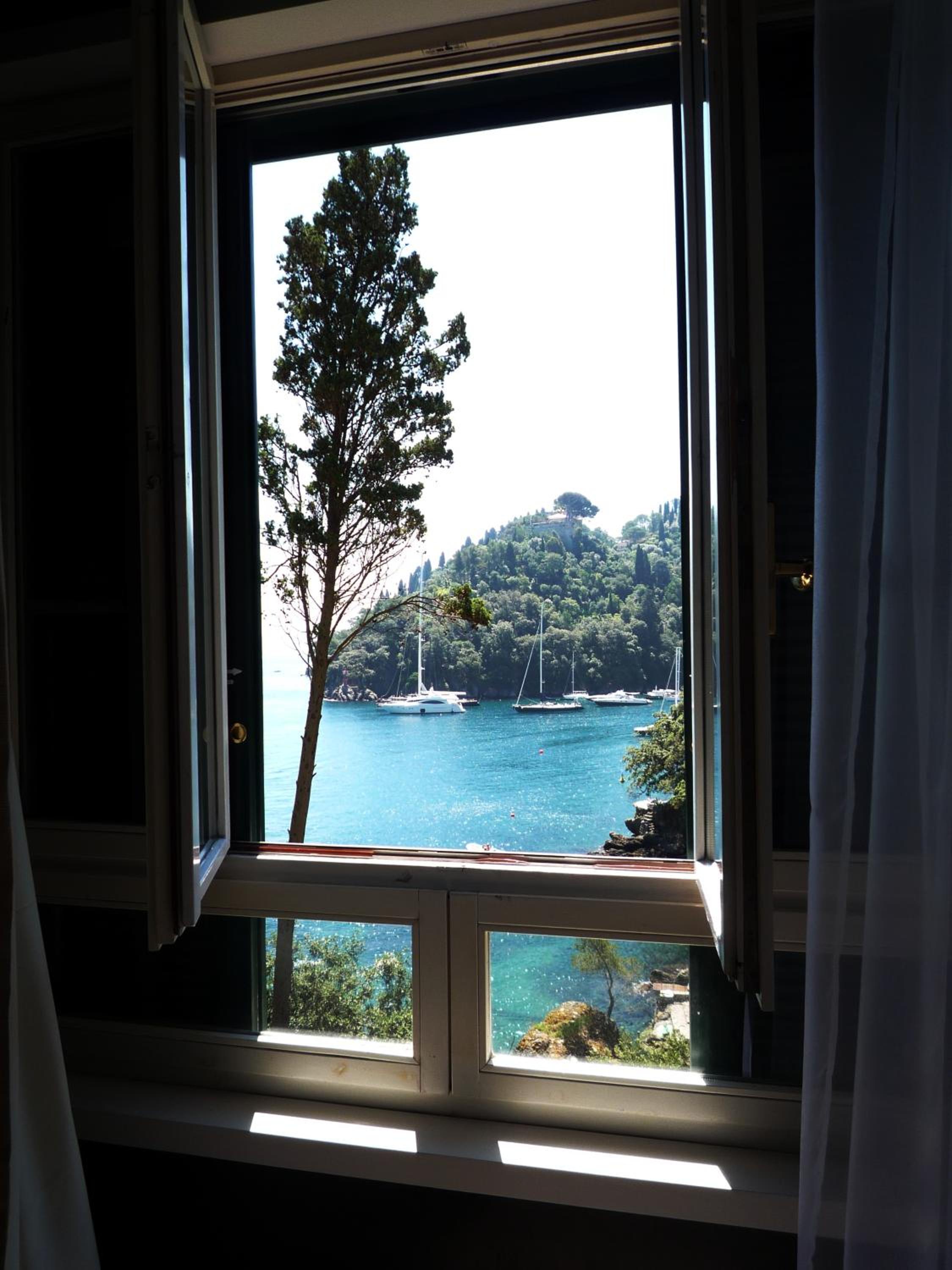 Deluxe Double or Twin Room with Sea View - Photo 5