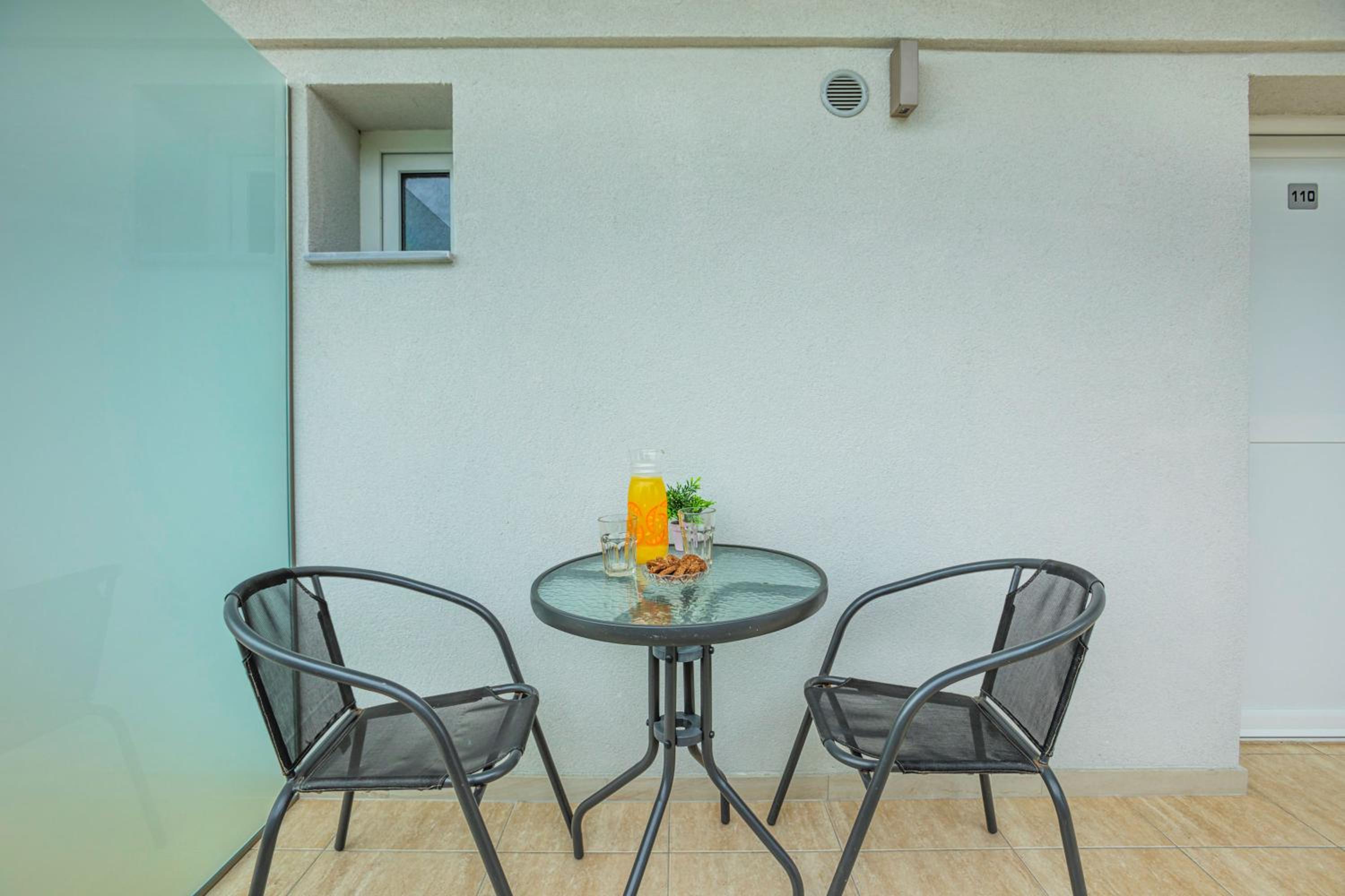 Standard Double or Twin Room with Garden View photo 3