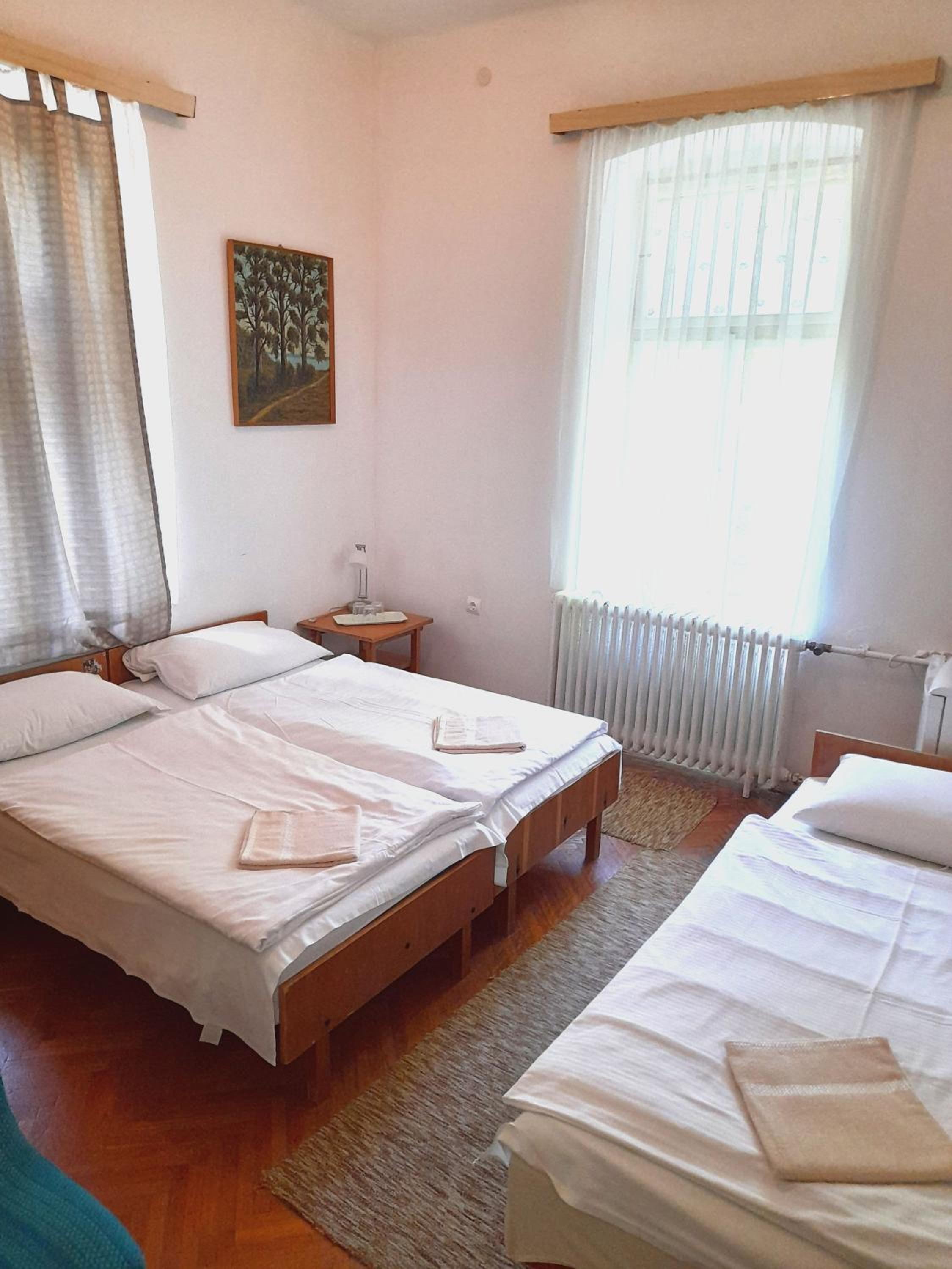 Triple Room with Bathroom photo 1
