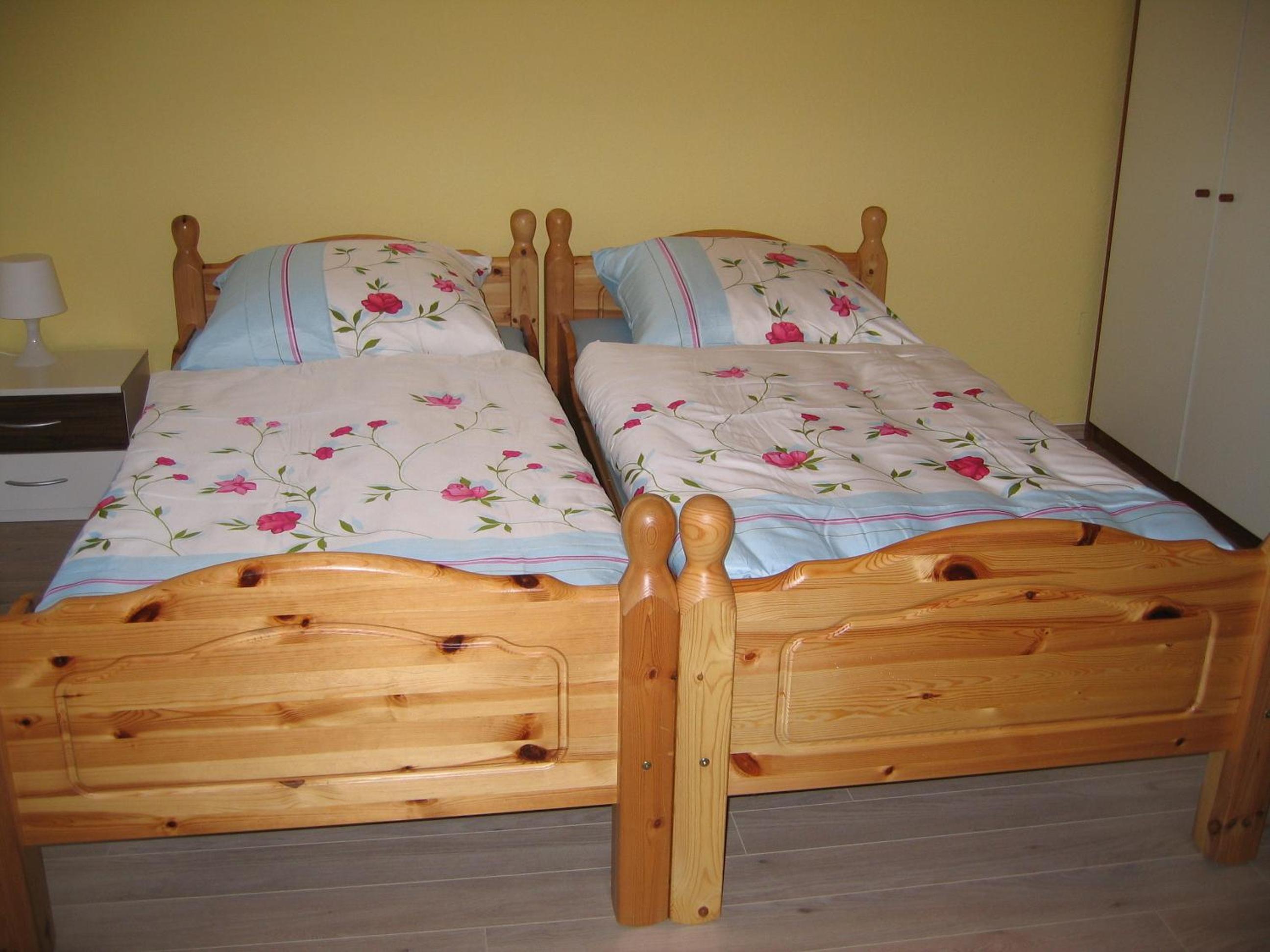 Apartment - Split Level - Photo 1