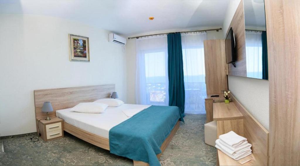 Double Room with Sea View *** - Photo 4
