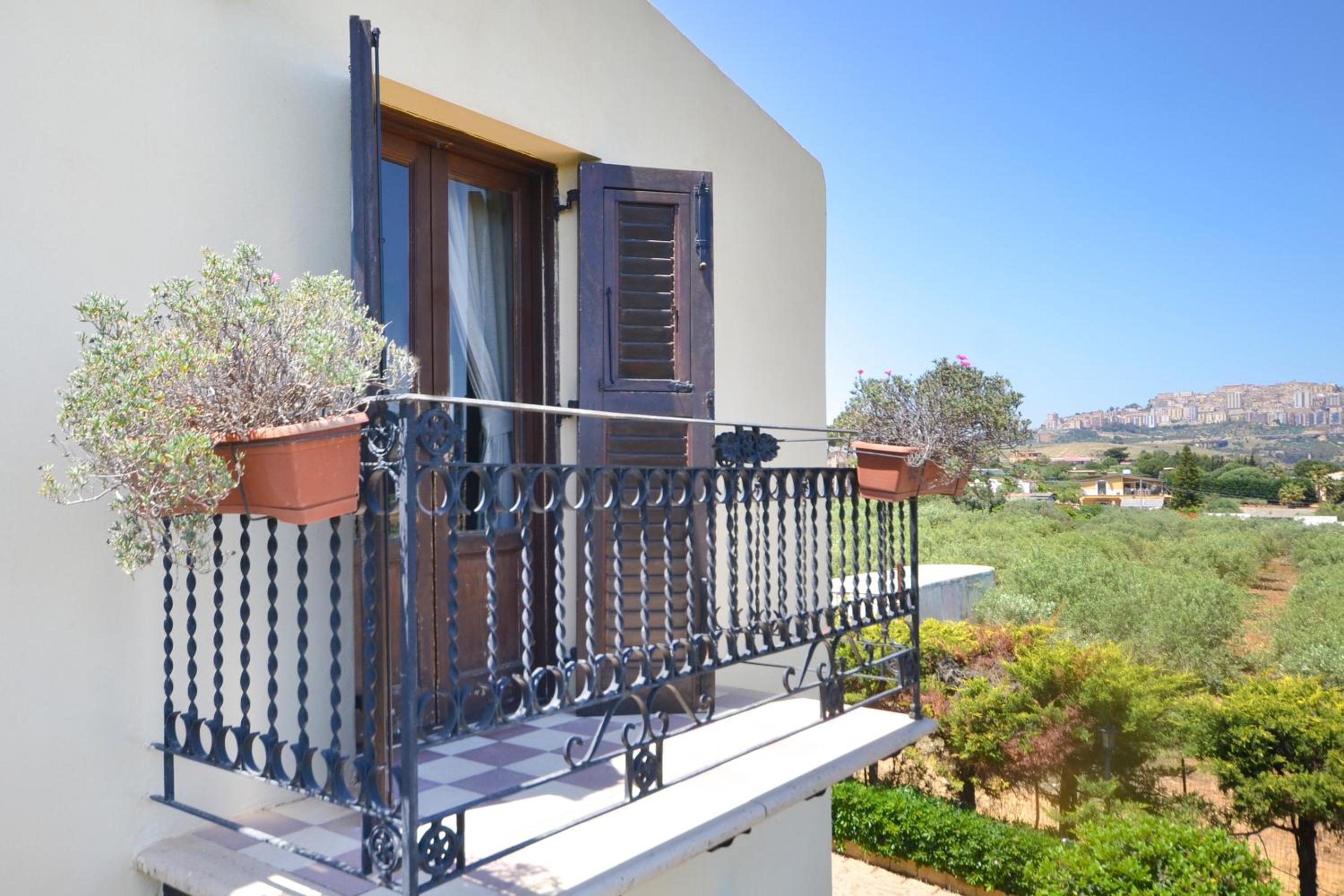 Superior Double or Twin Room with Terrace photo 3
