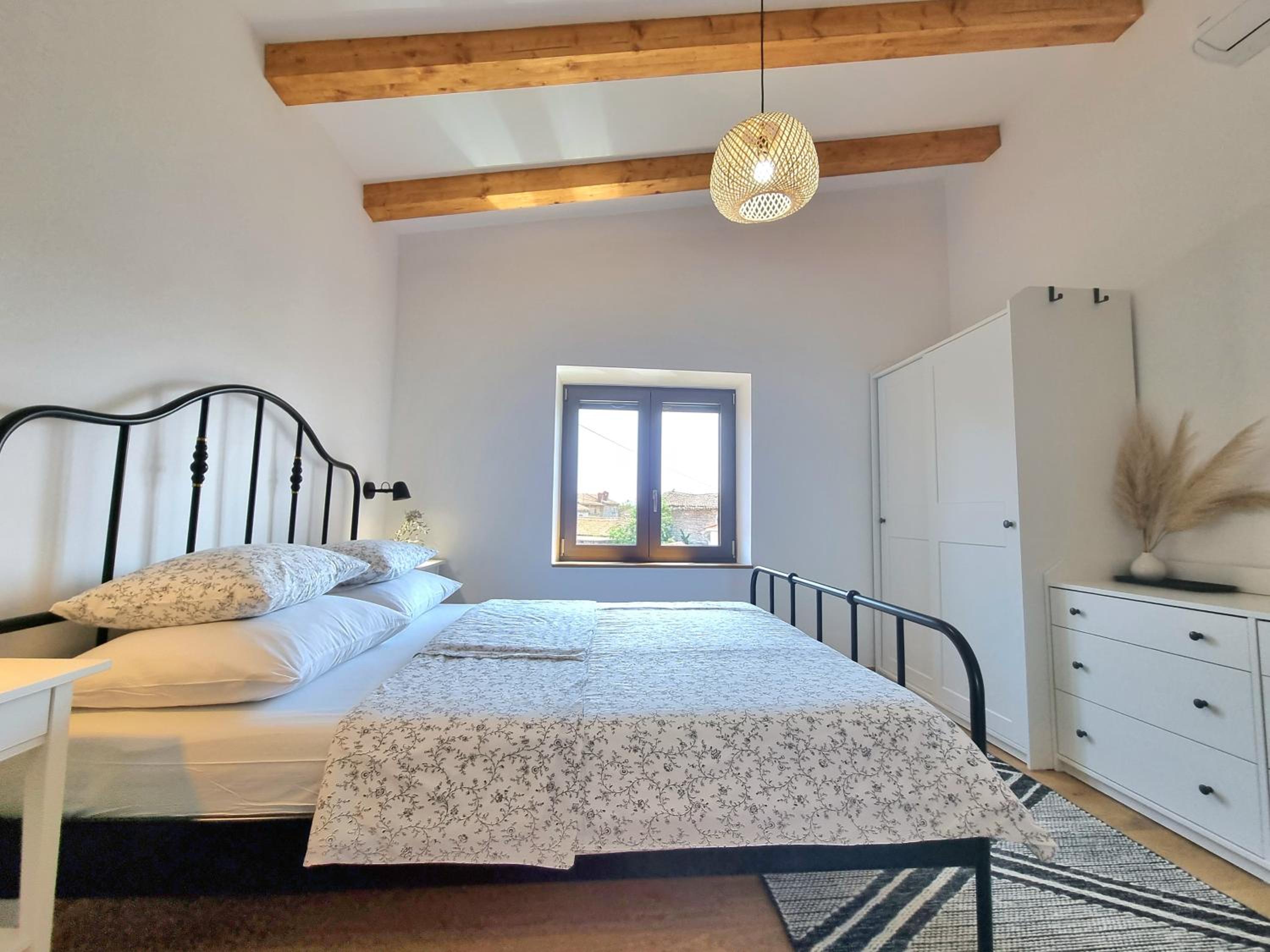 Villa photo 3