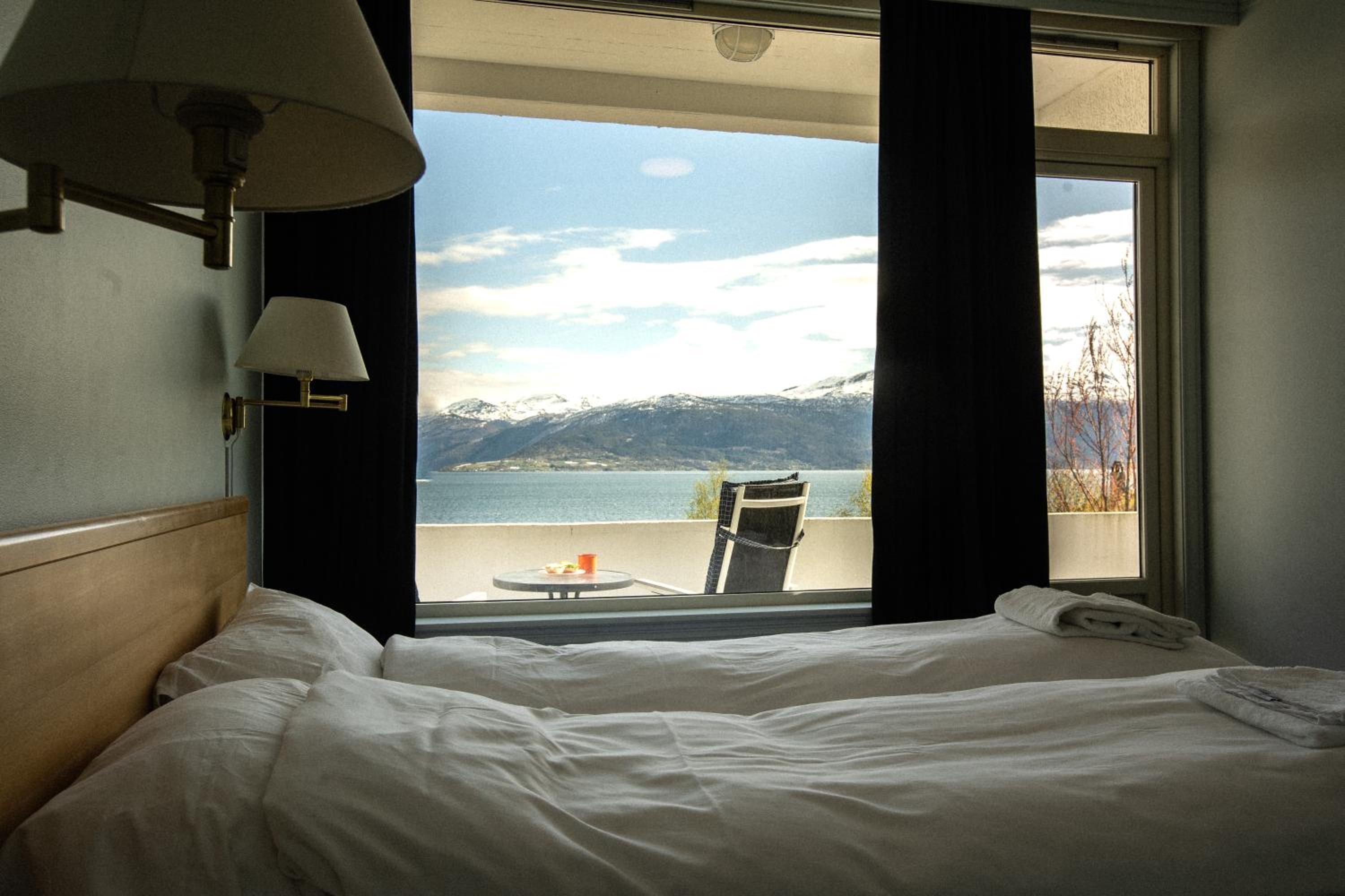 Twin Room with Sea View - Photo 4
