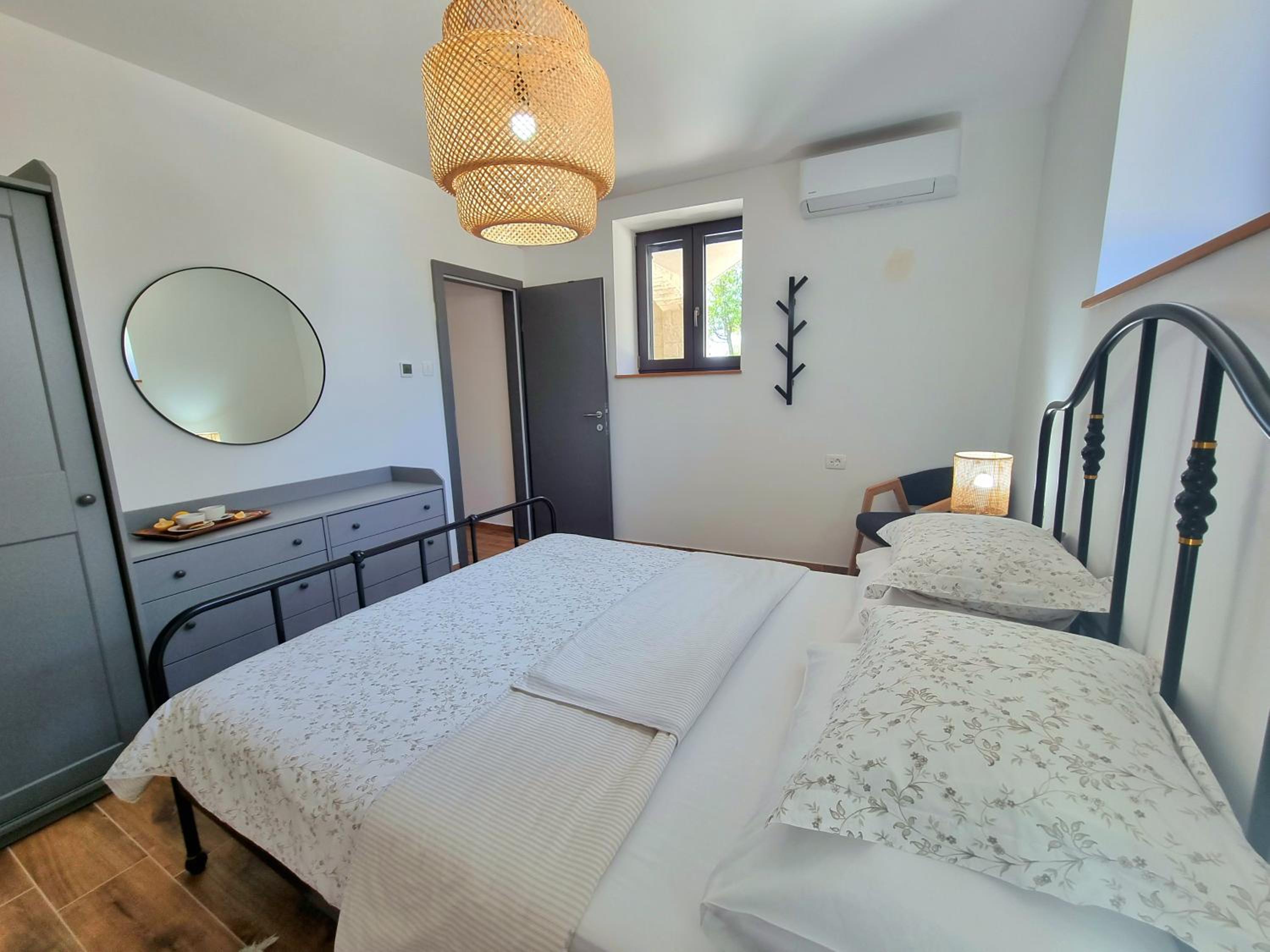 Villa photo 2