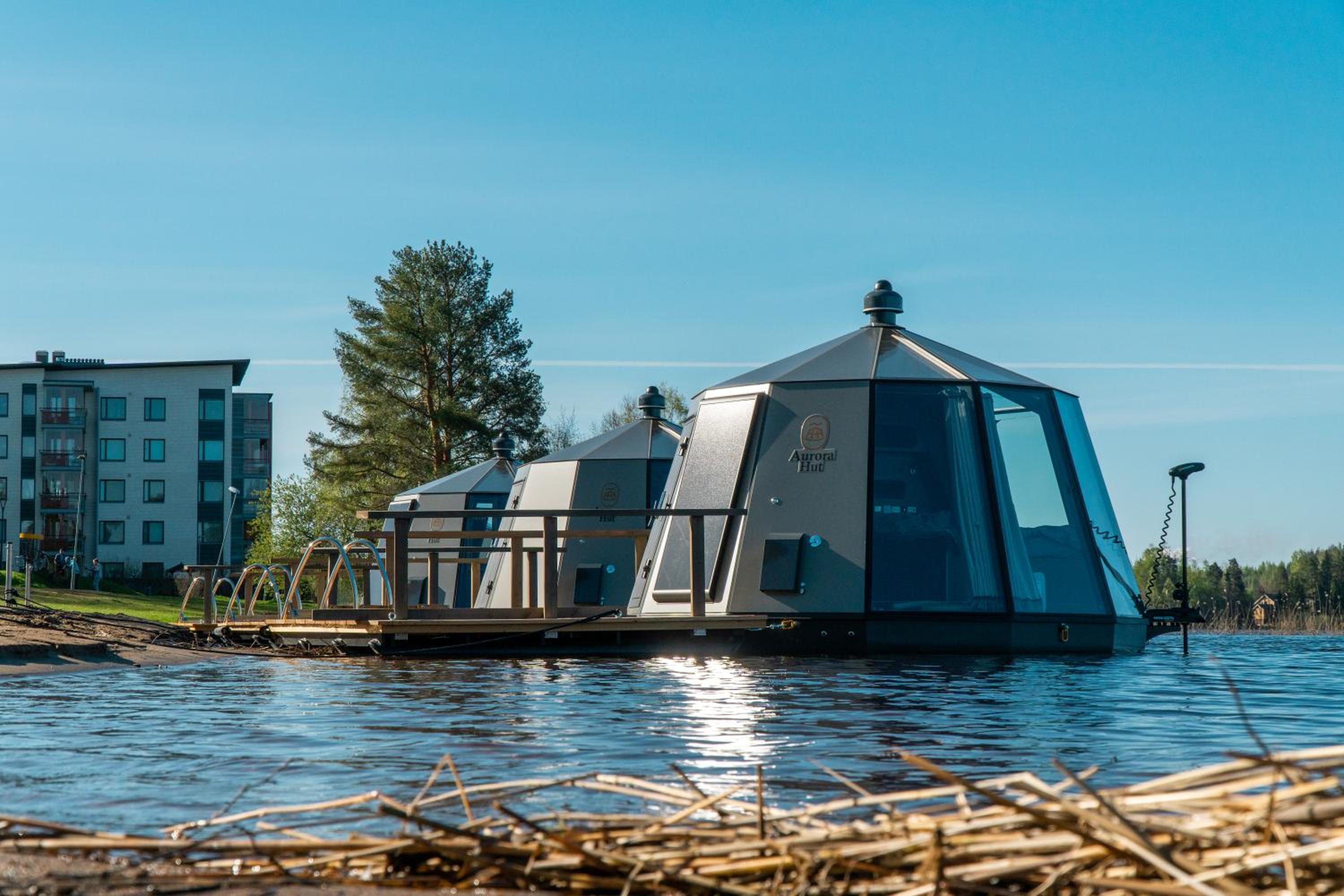 Igloo Boat Suite with Spa Access - Photo 4