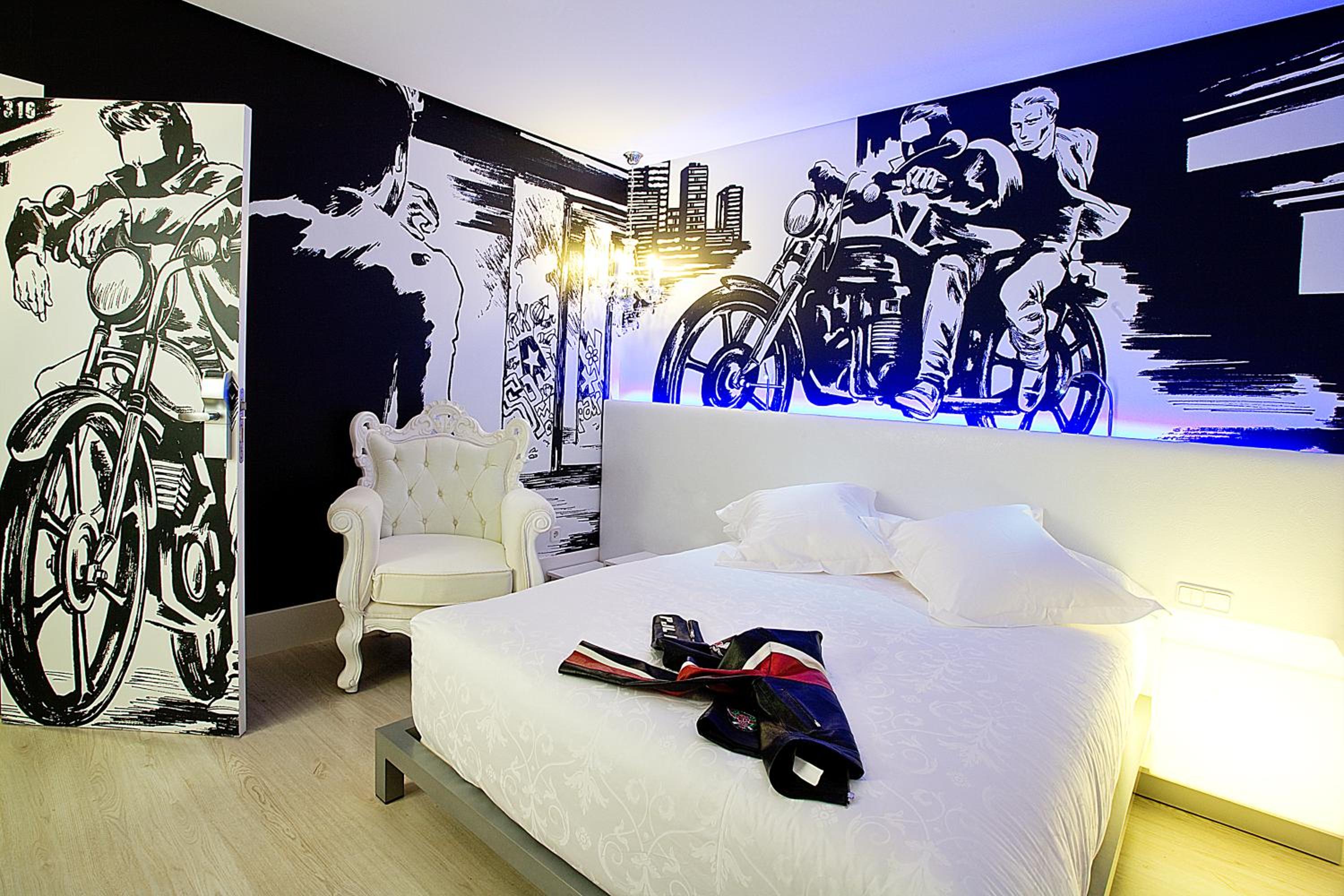 Double or Twin Room photo 1