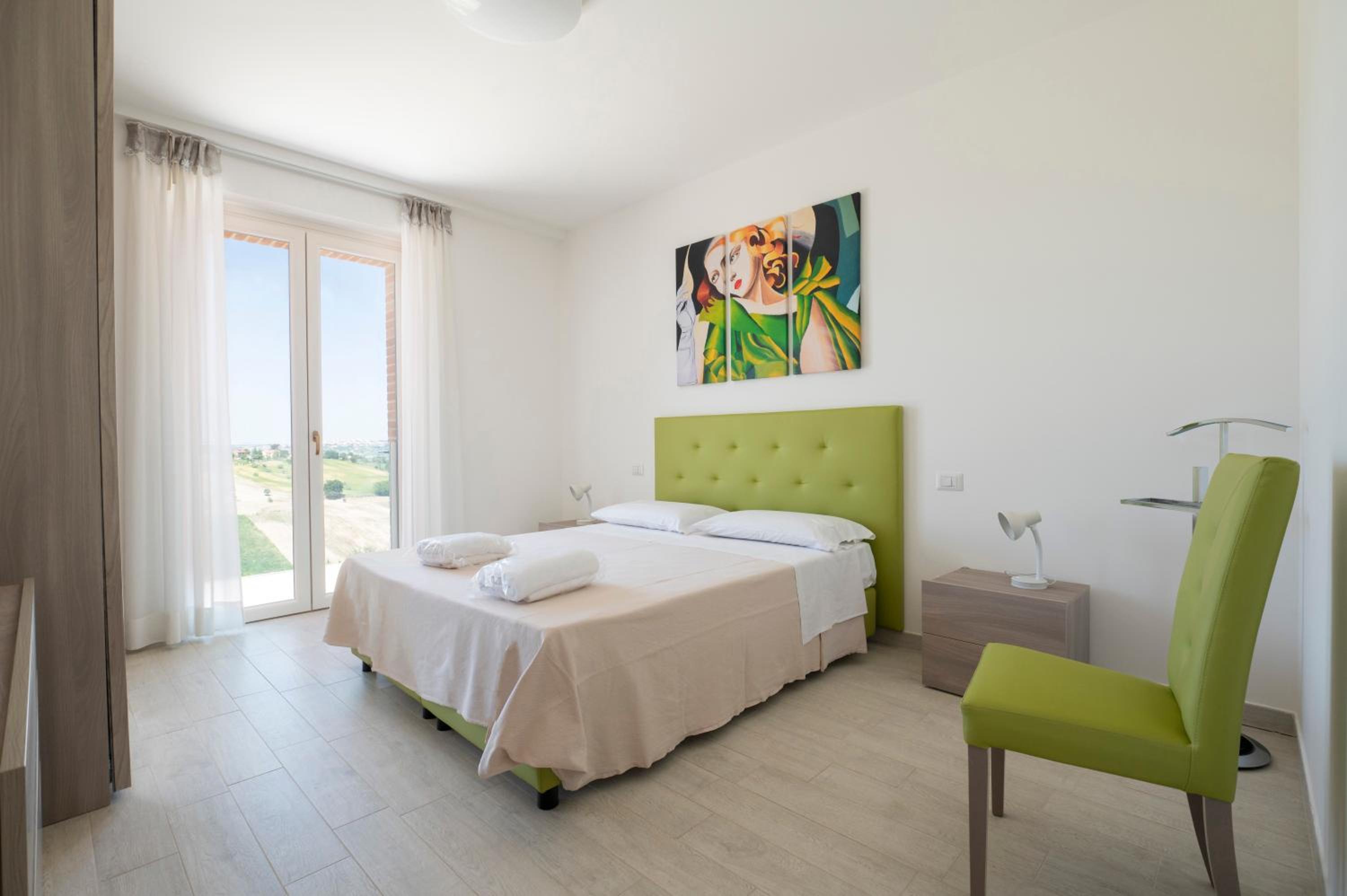 Standard Apartment - Photo 6