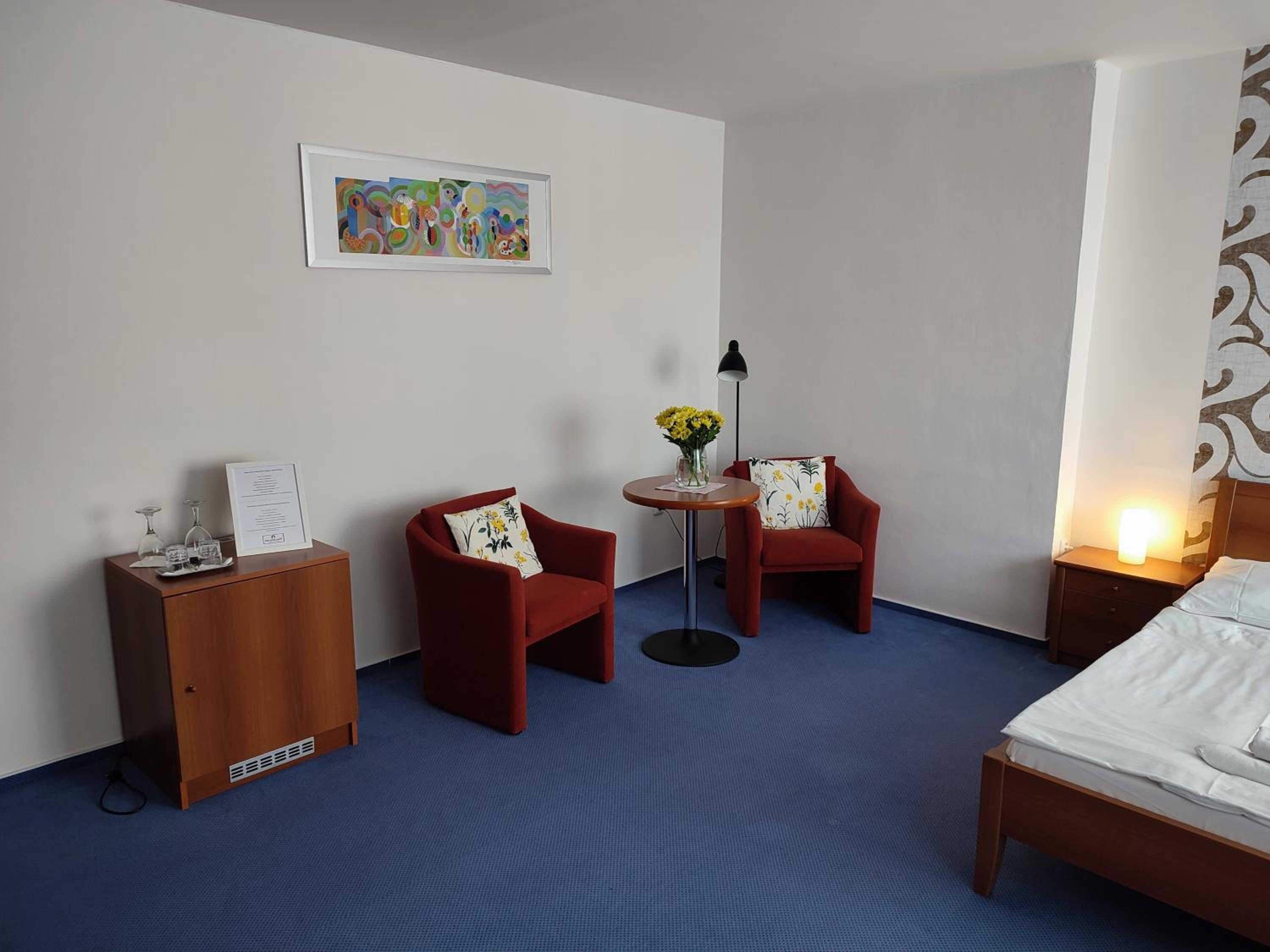 Deluxe Twin Room - Photo 2