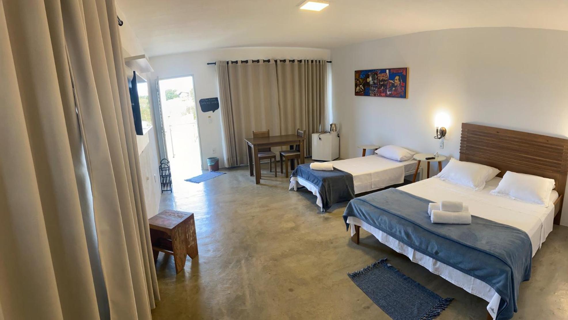 Deluxe Double Room with Balcony photo 3
