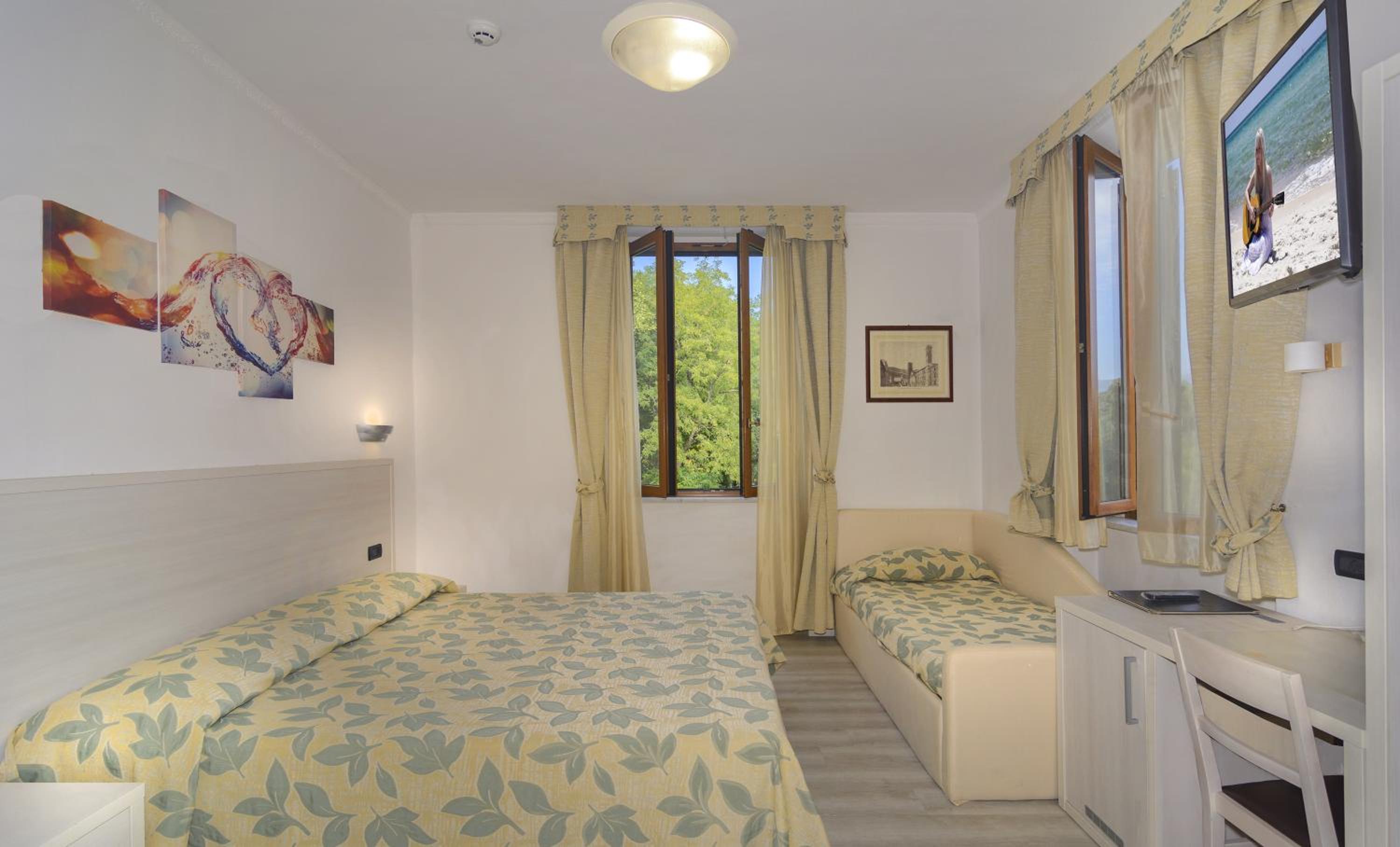 Triple Room - Photo 1
