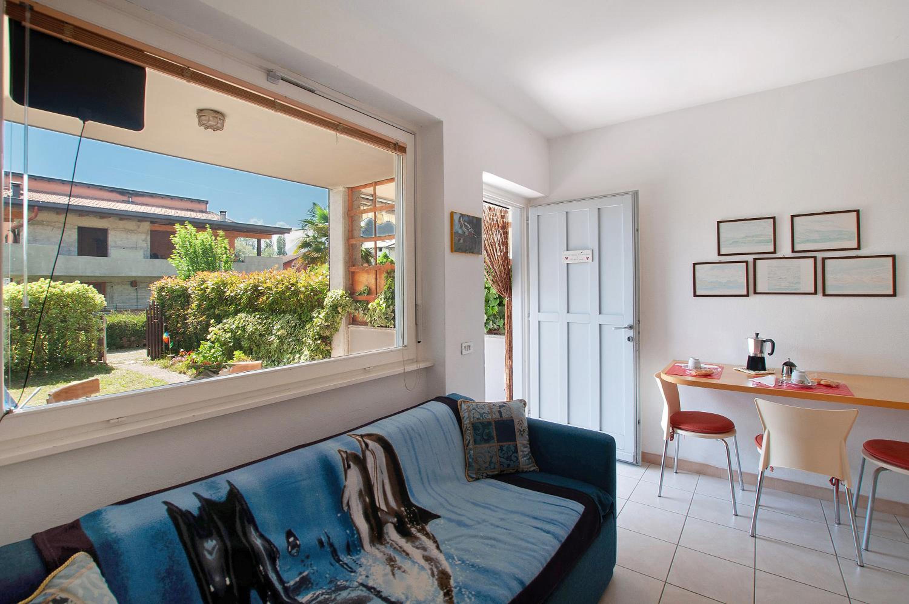 One-Bedroom Apartment with Garden View photo 1