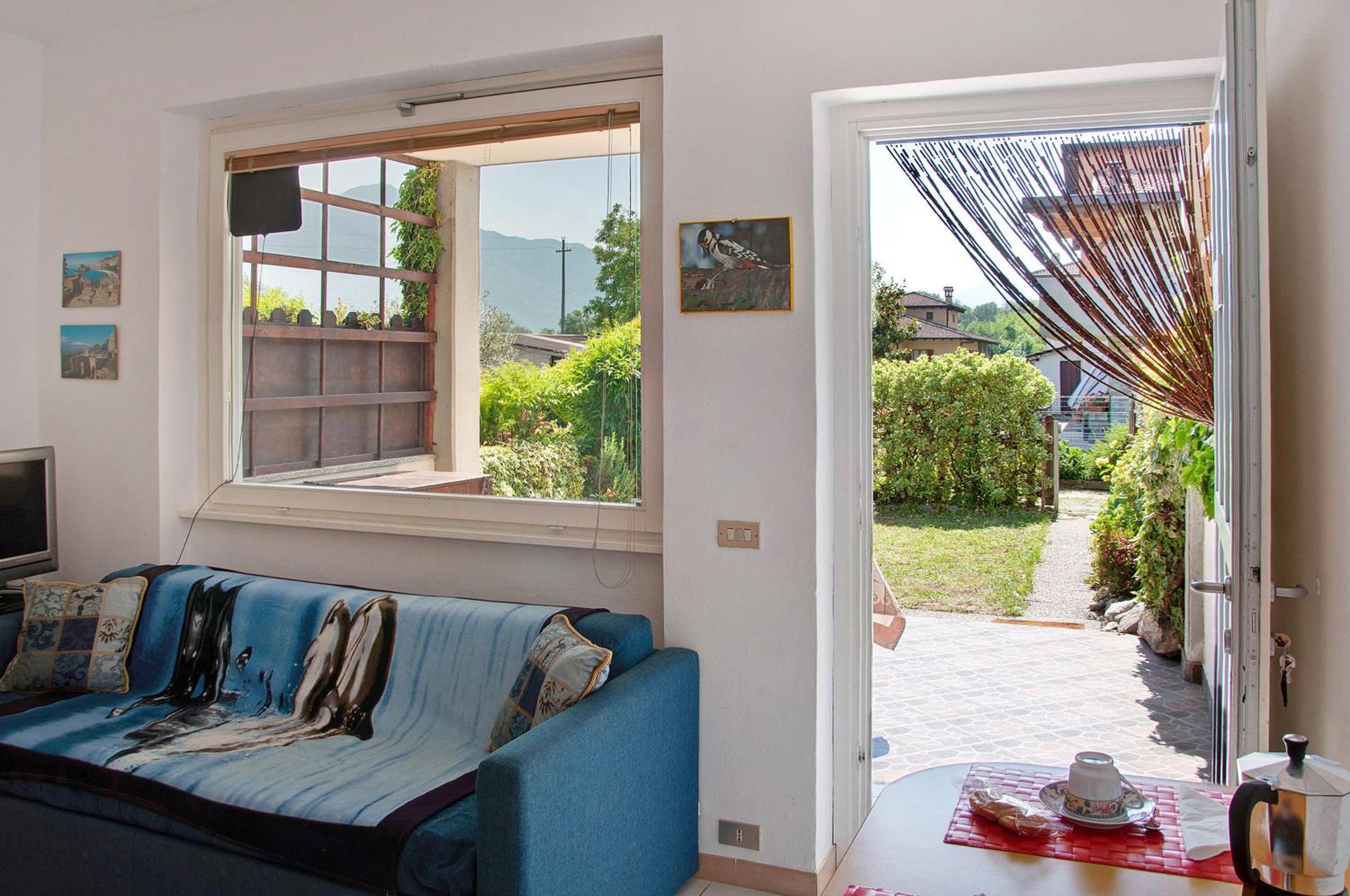 One-Bedroom Apartment with Garden View photo 3