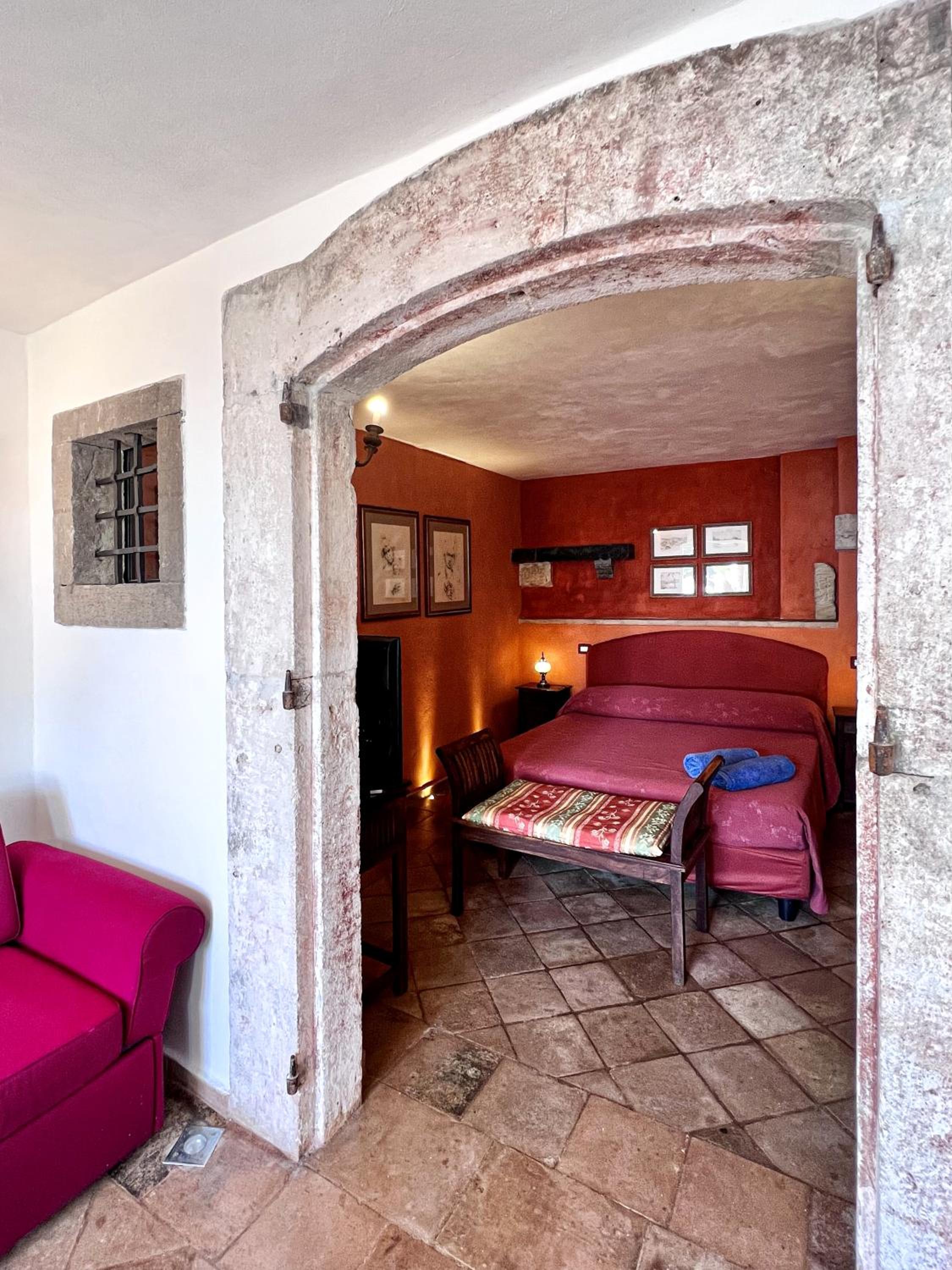 Duplex Suite - Photo 3