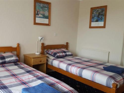 Small Twin Room - Photo 1