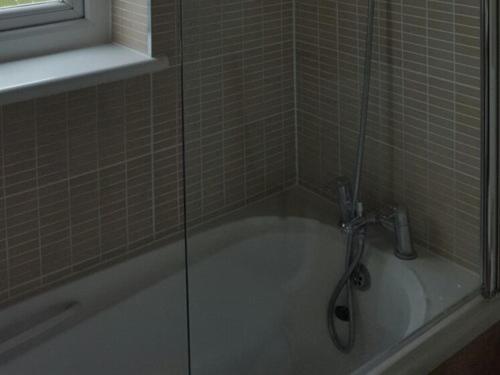 Small Single Room photo 2