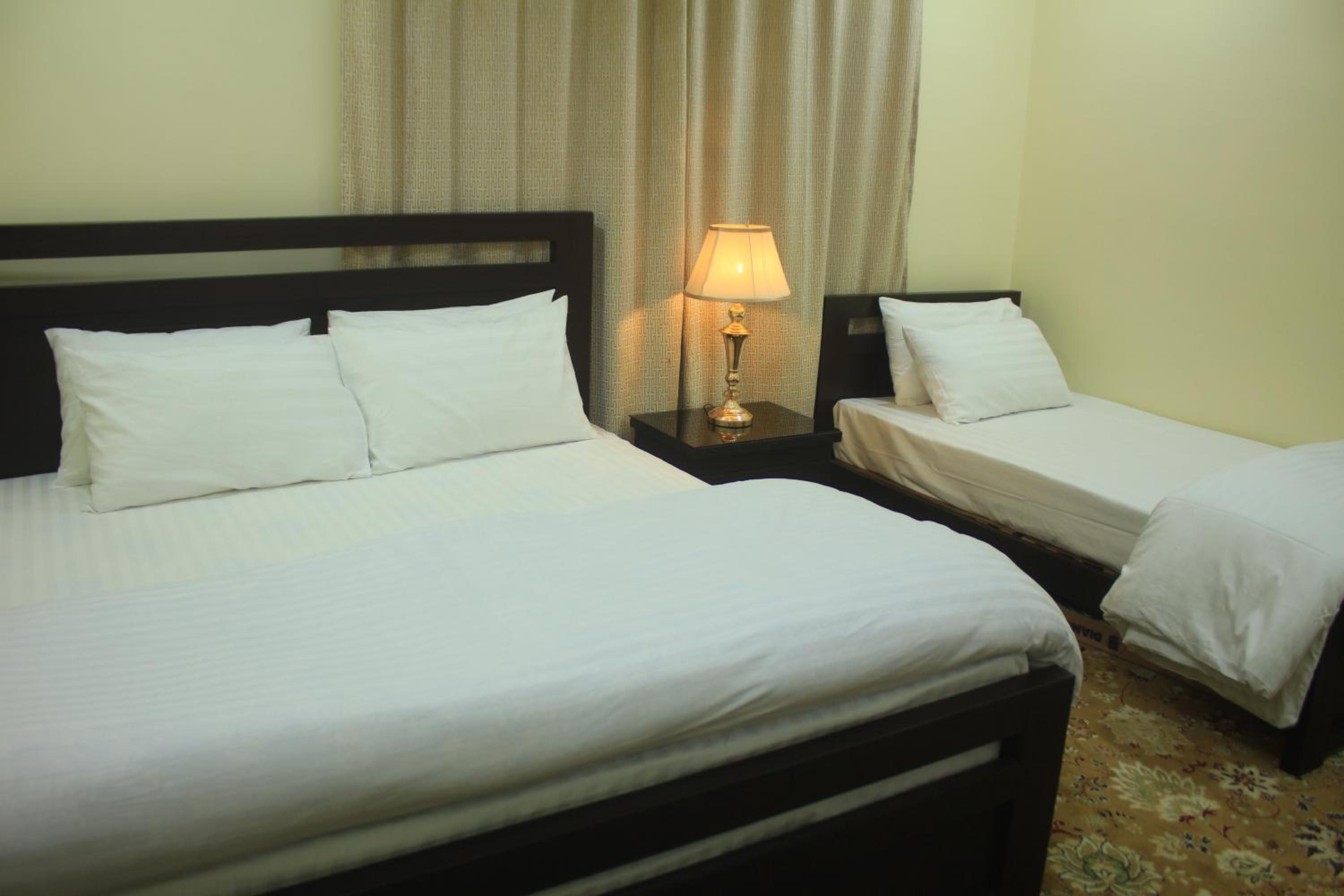 Deluxe Double Or Twin Room photo 2