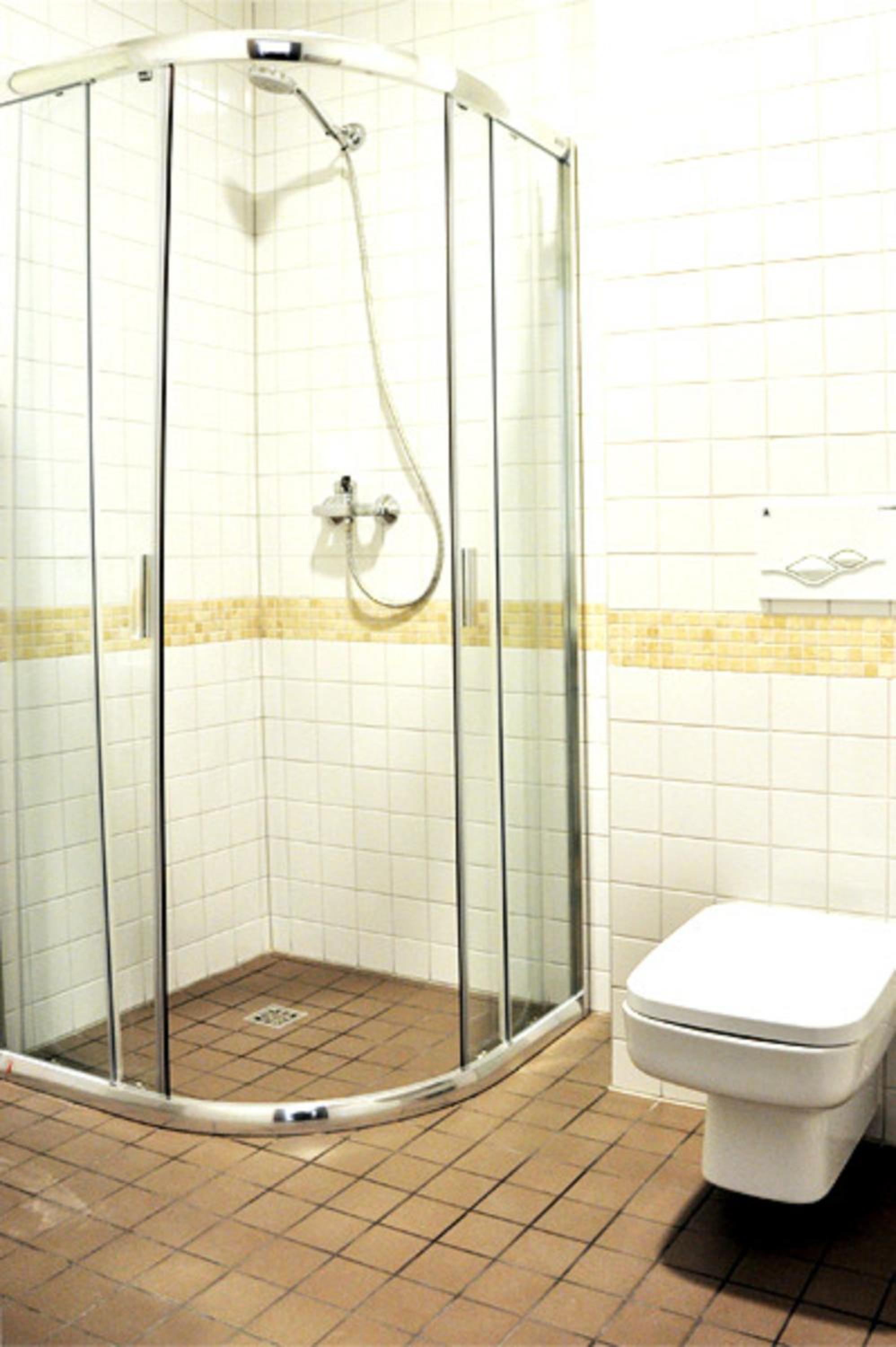 Double Room - Photo 5