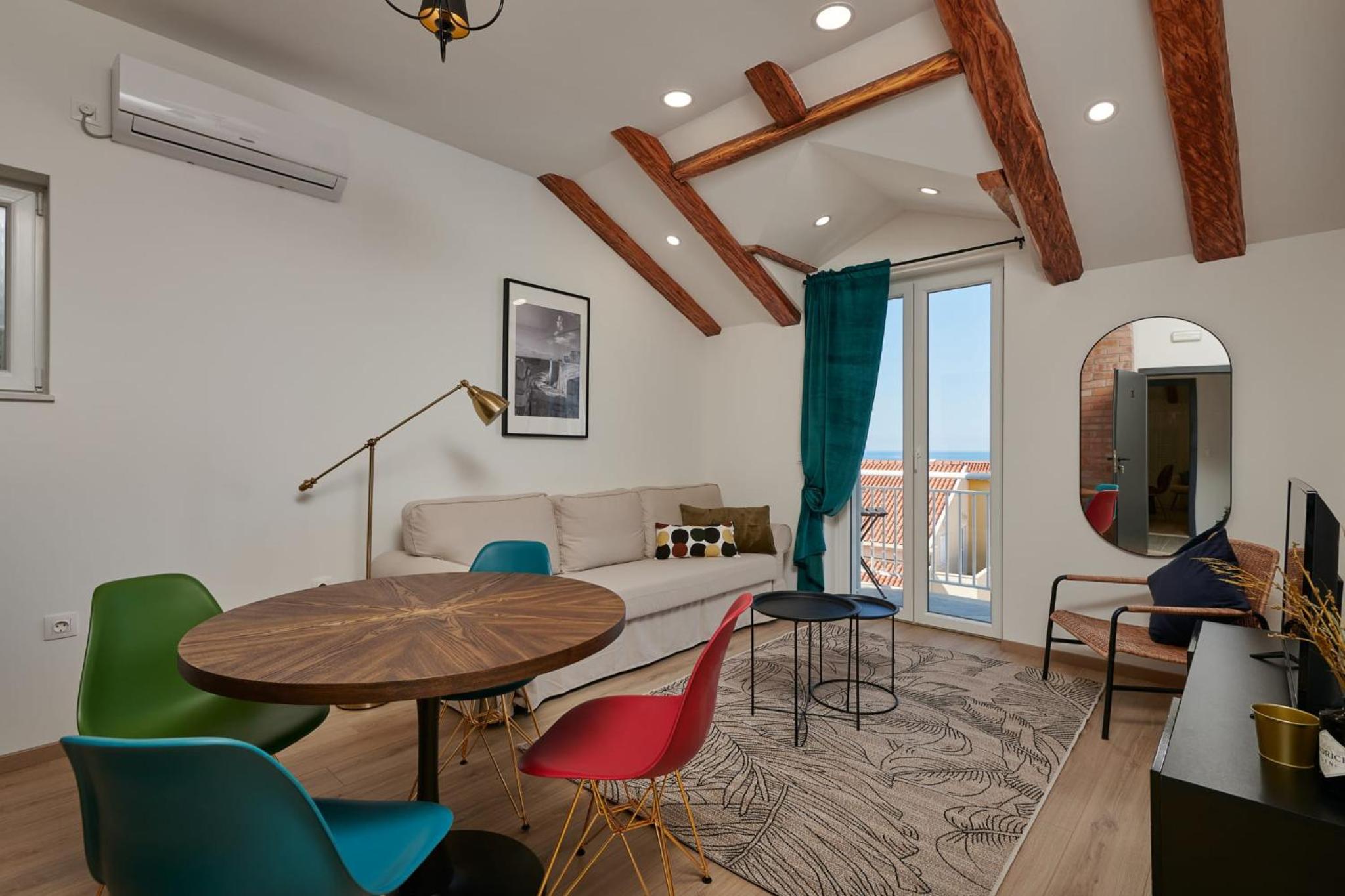 Apartment with Sea View