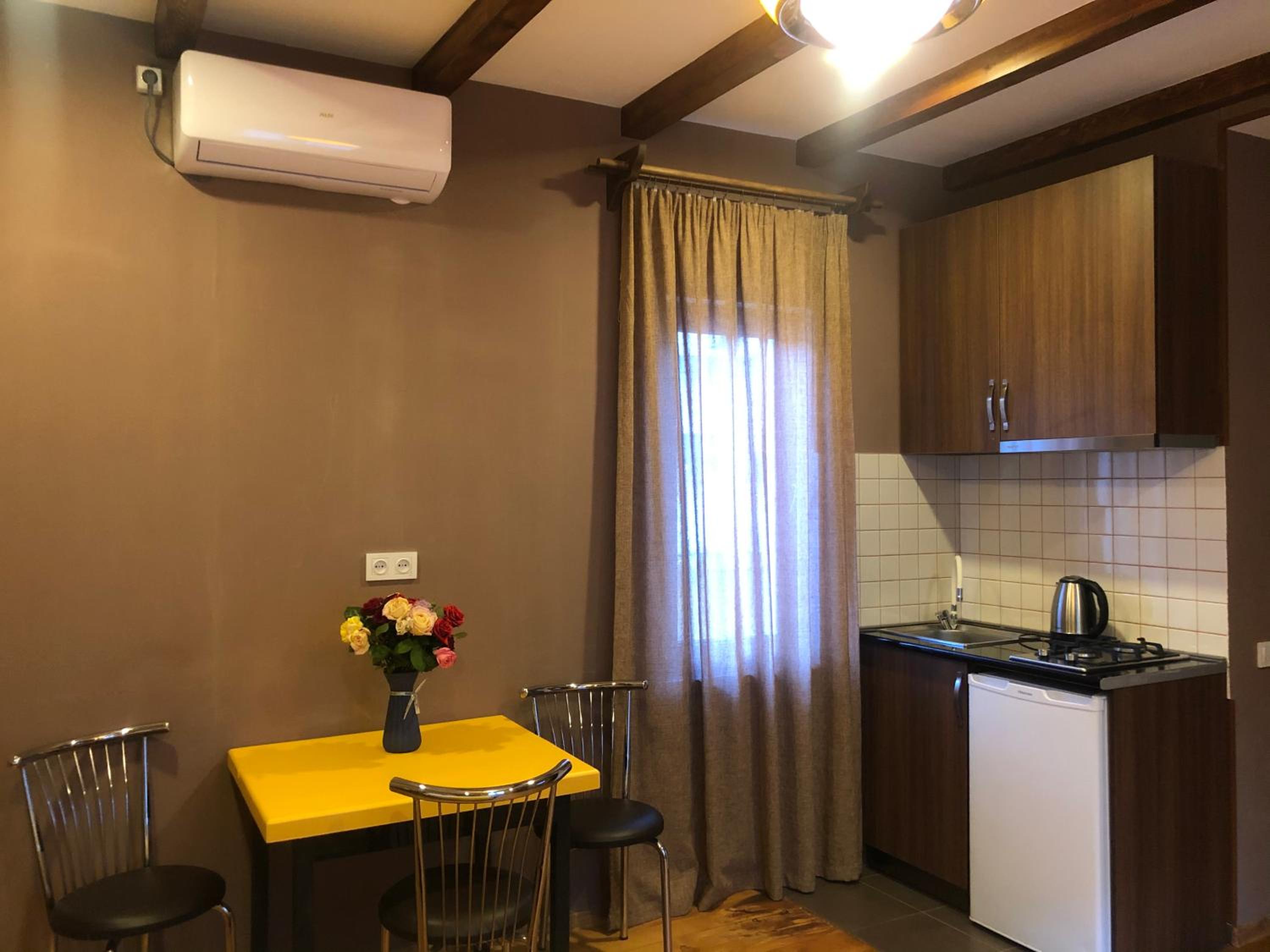 Studio Apartment photo 3