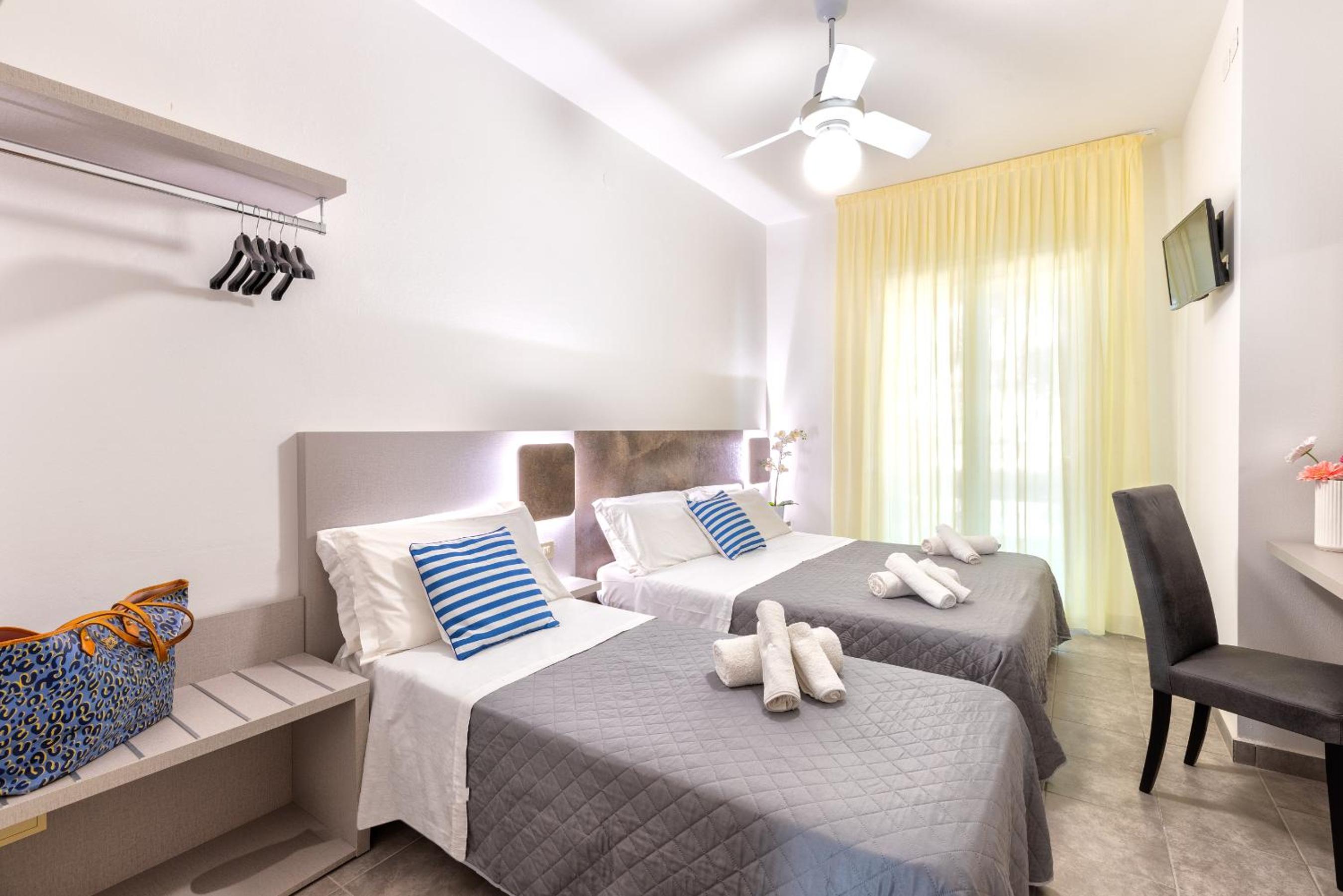 Triple Room with Balcony