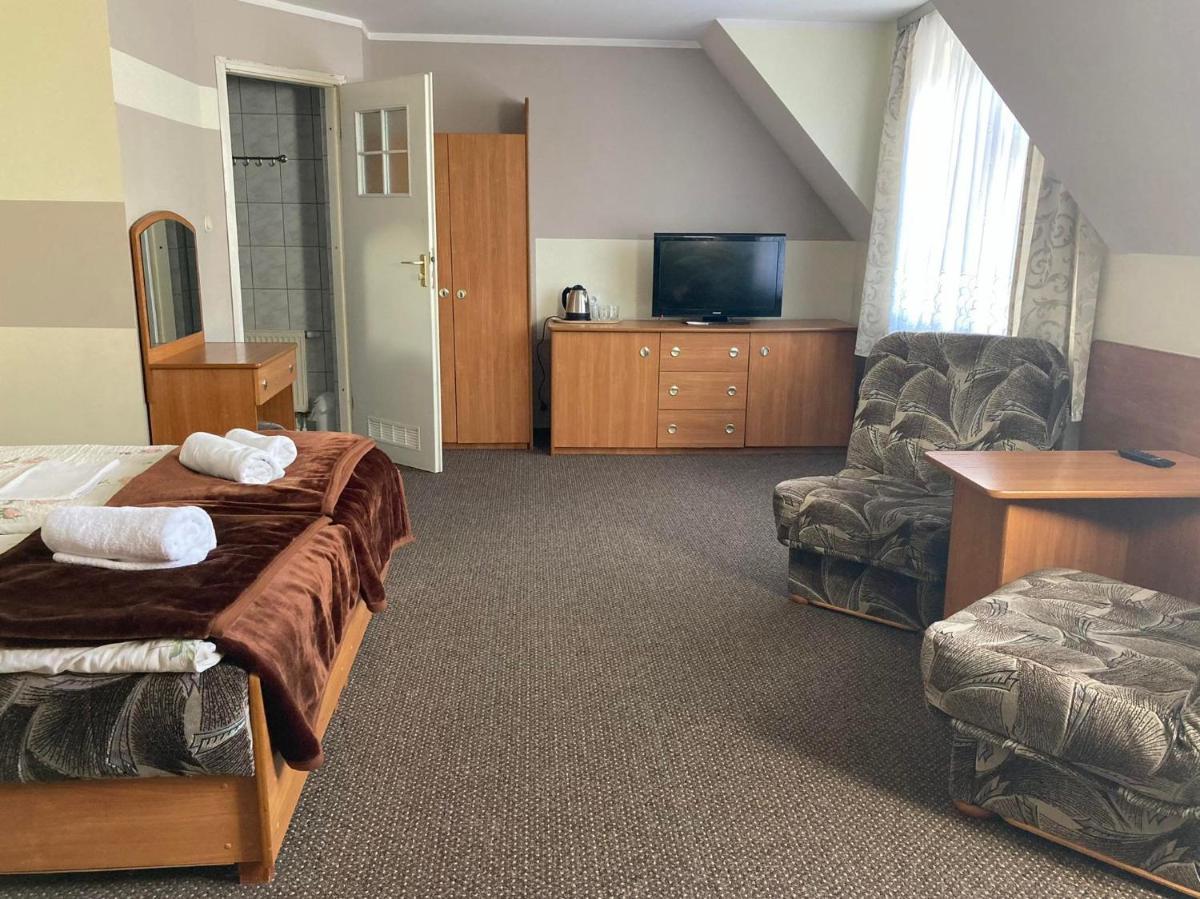 Comfort Triple Room with Shower