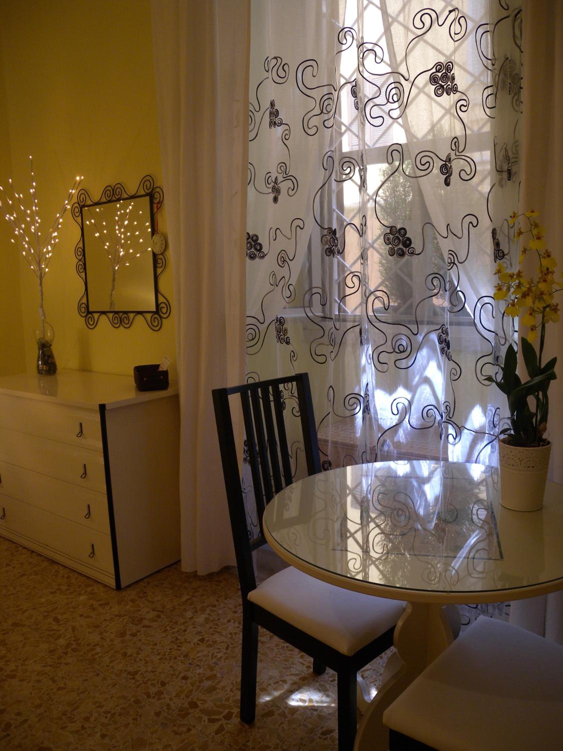 Triple Room with Shared Bathroom photo 3