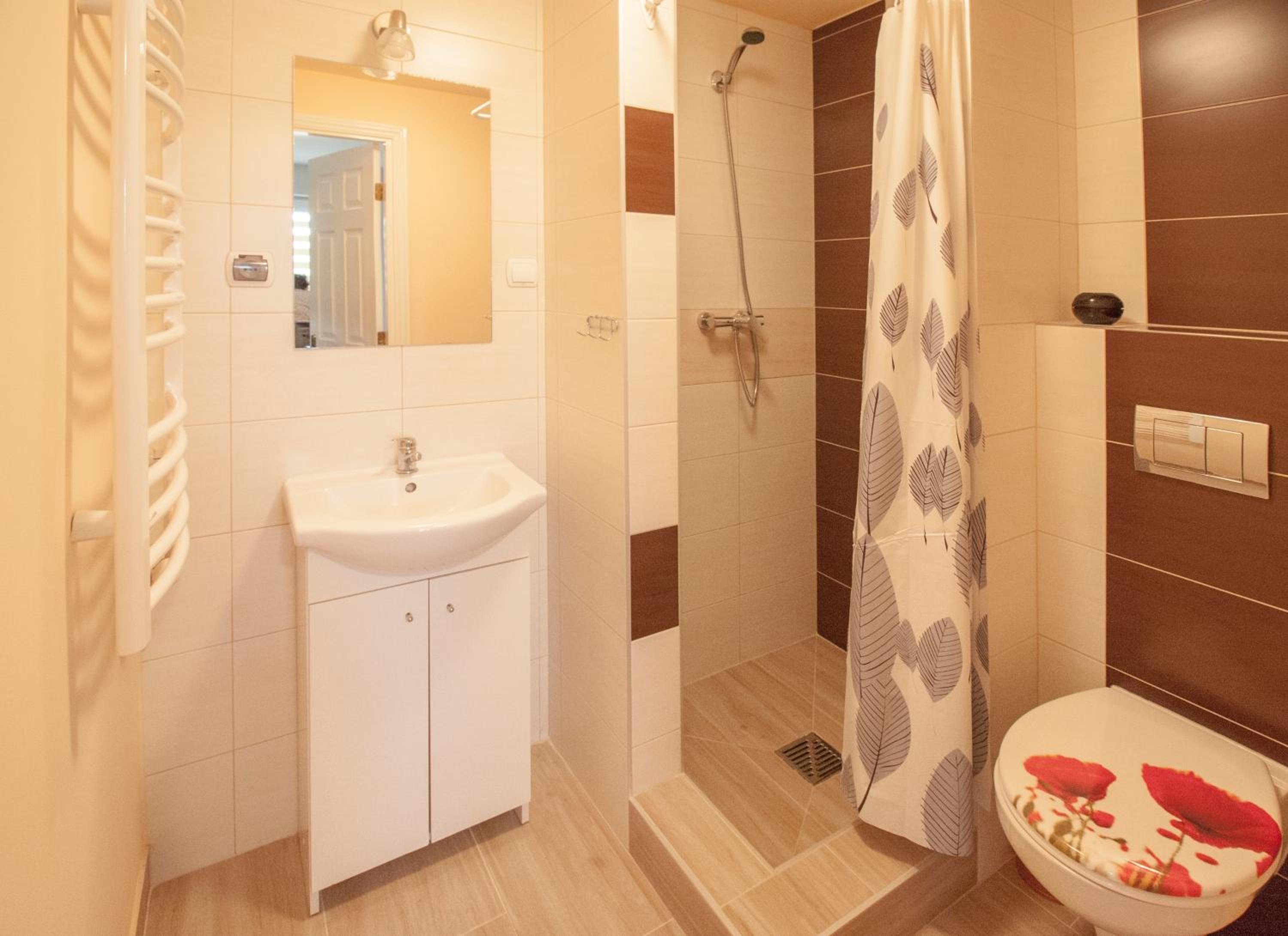 Double Room - Photo 4