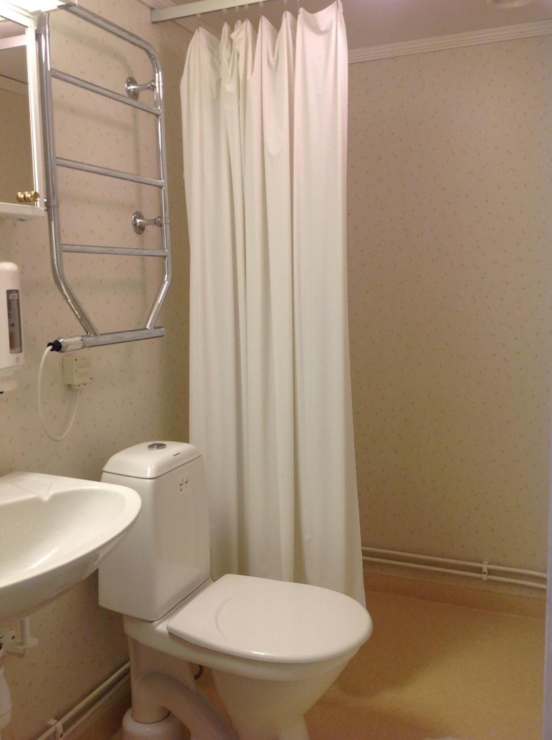 Double Room with Private Bathroom photo 2