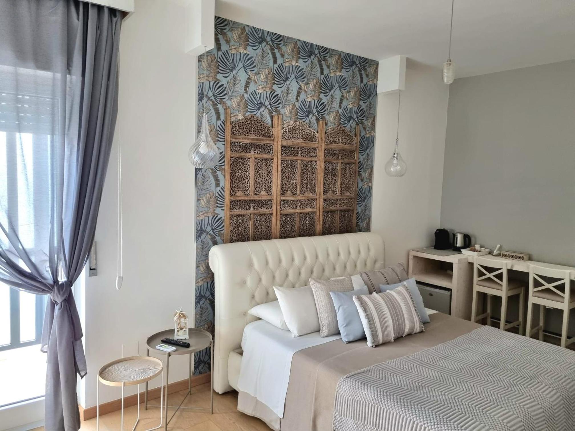 Standard Double Room - Photo 3