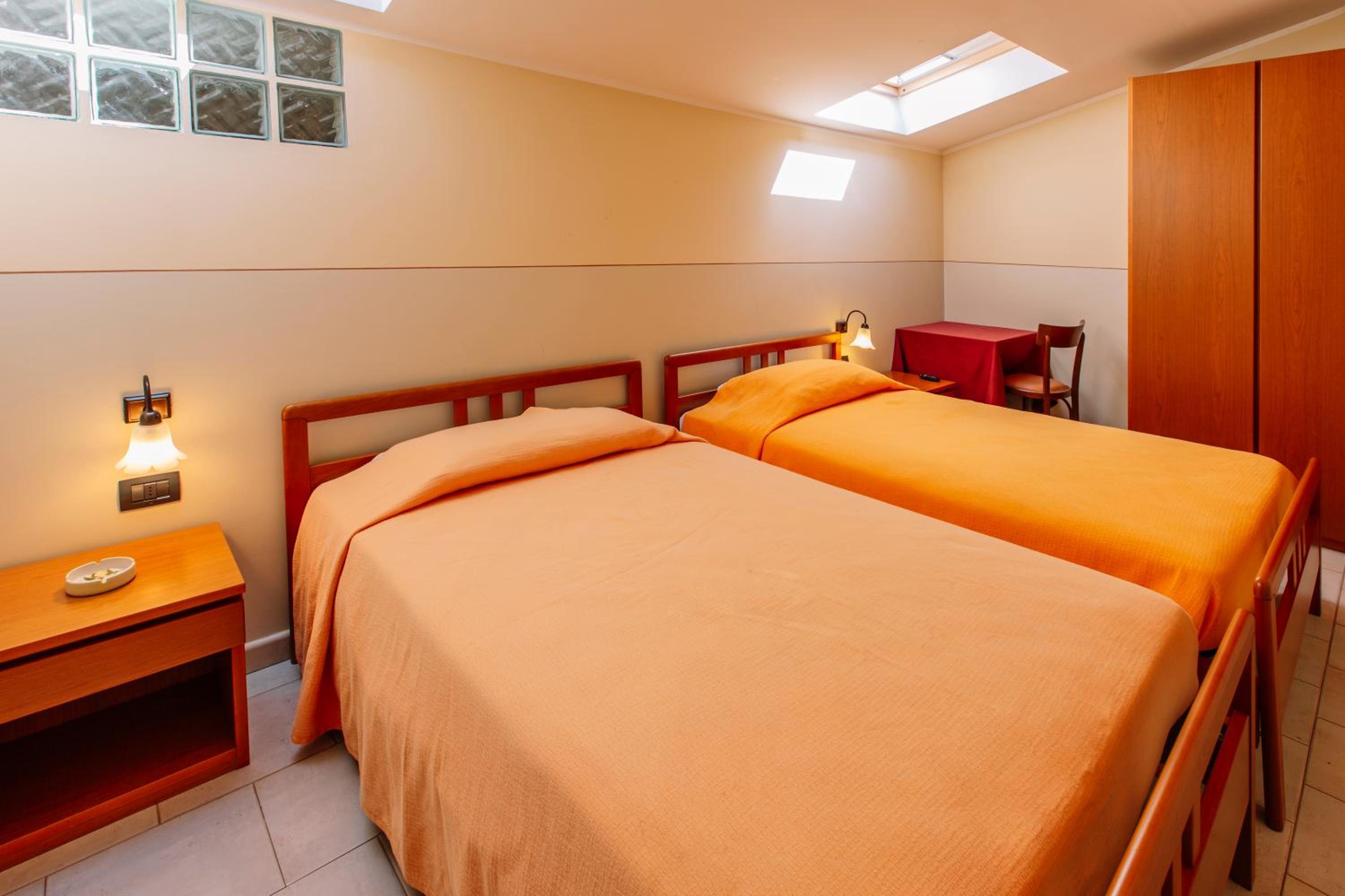 Twin Room photo 3
