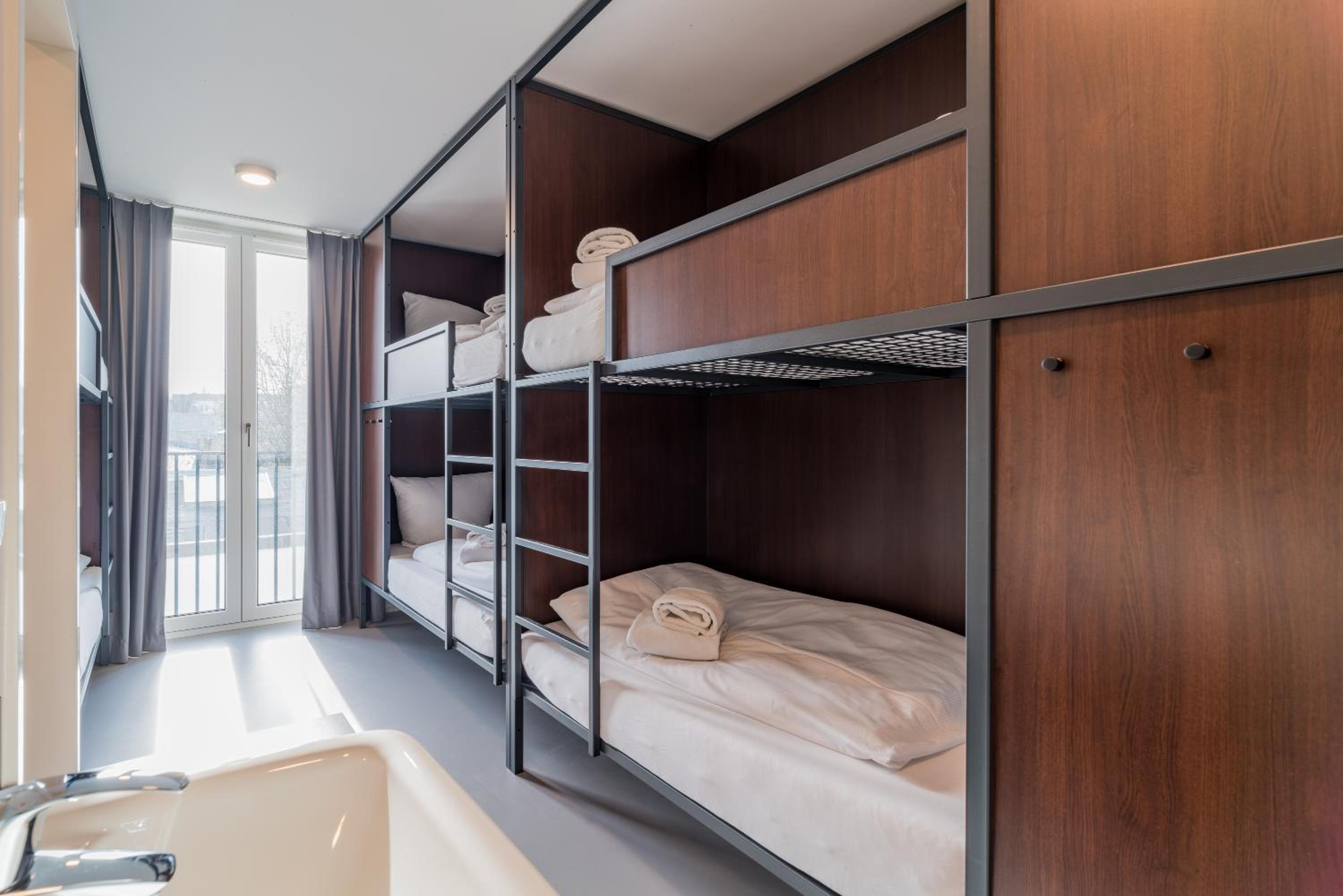Bed In 6-Bed Female Dormitory Room photo 3