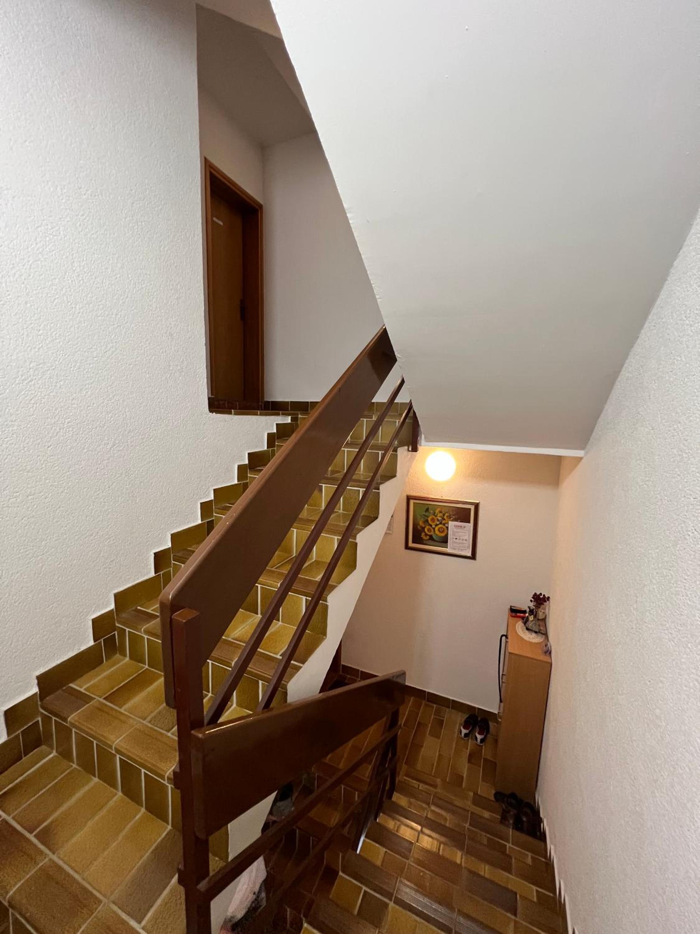 Apartment with Balcony photo 2