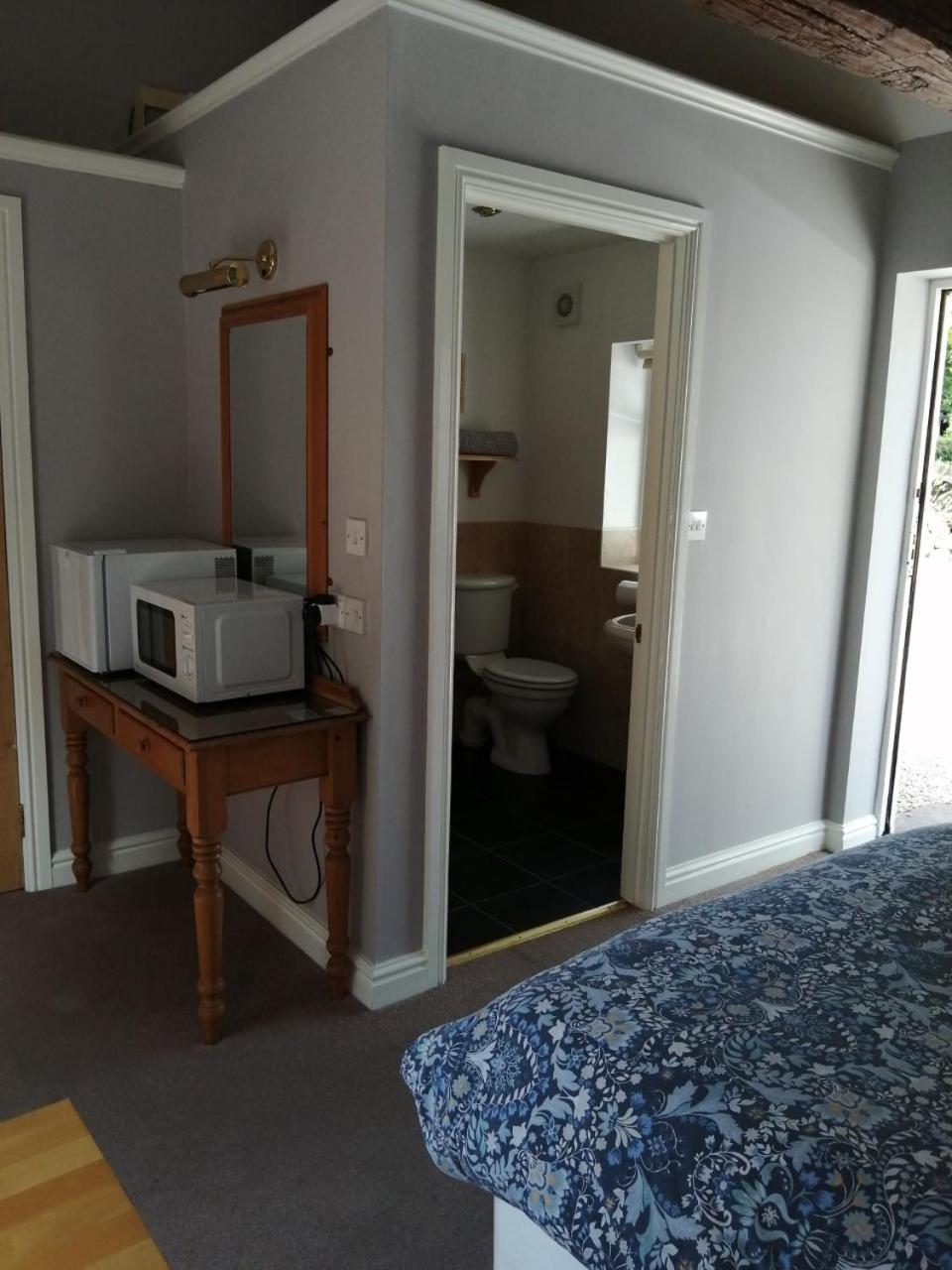 Double Room with Patio photo 3