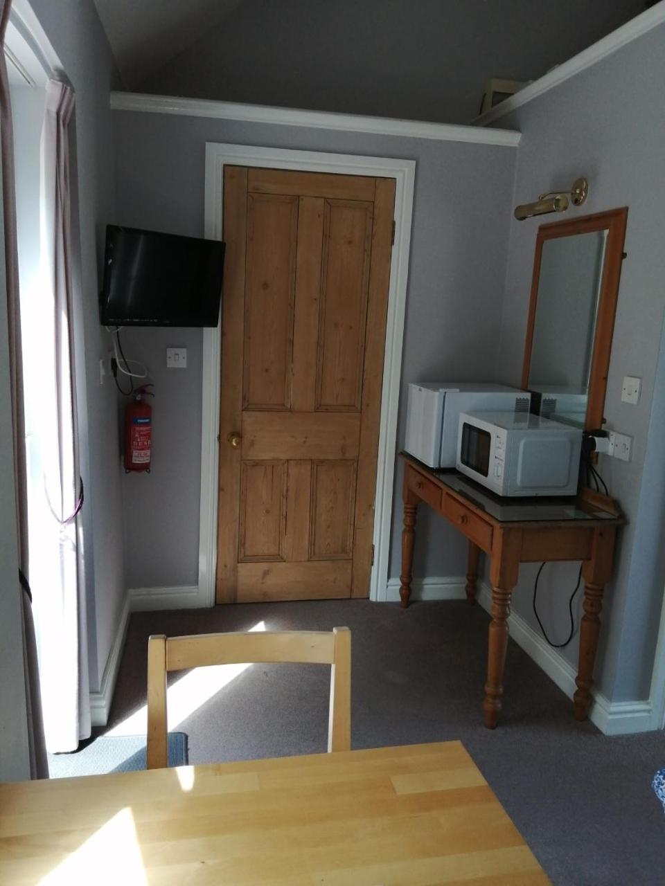 Double Room with Patio photo 2