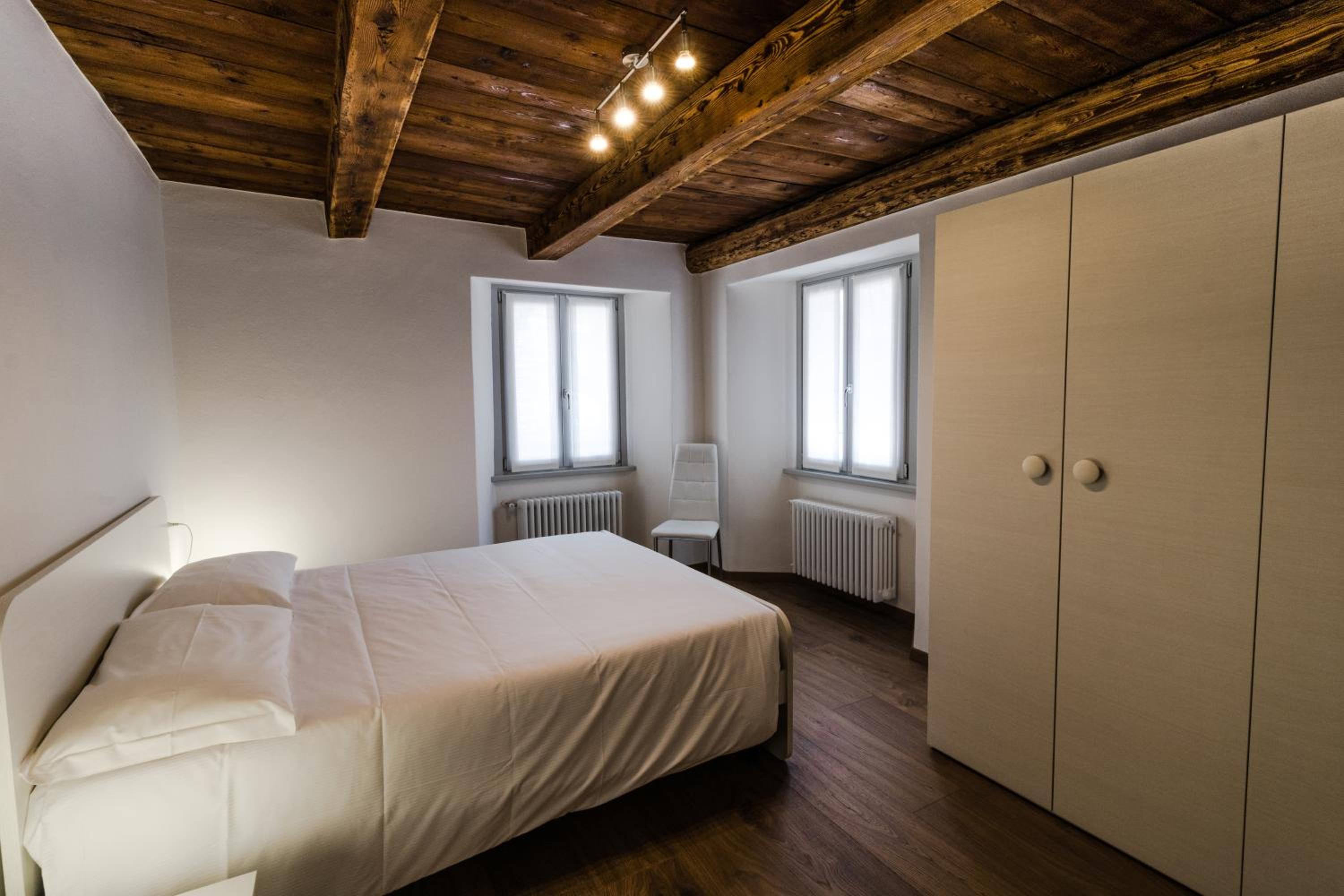 Apartment with Balcony - Photo 1