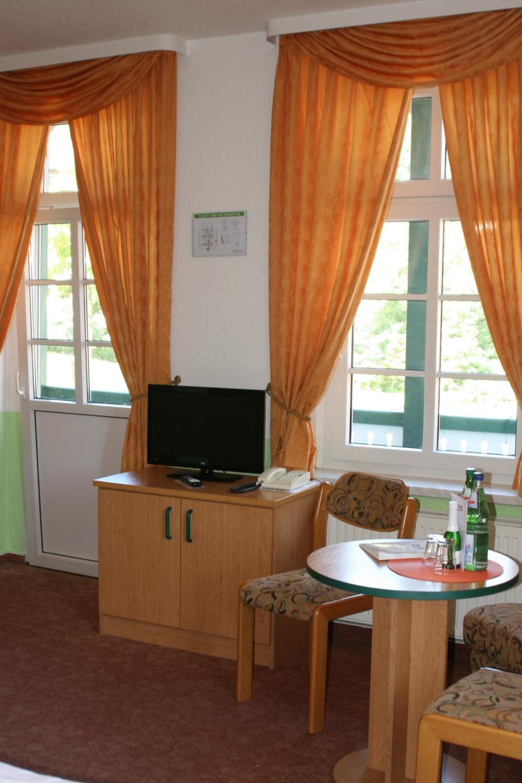 Double Room with Balcony photo 3