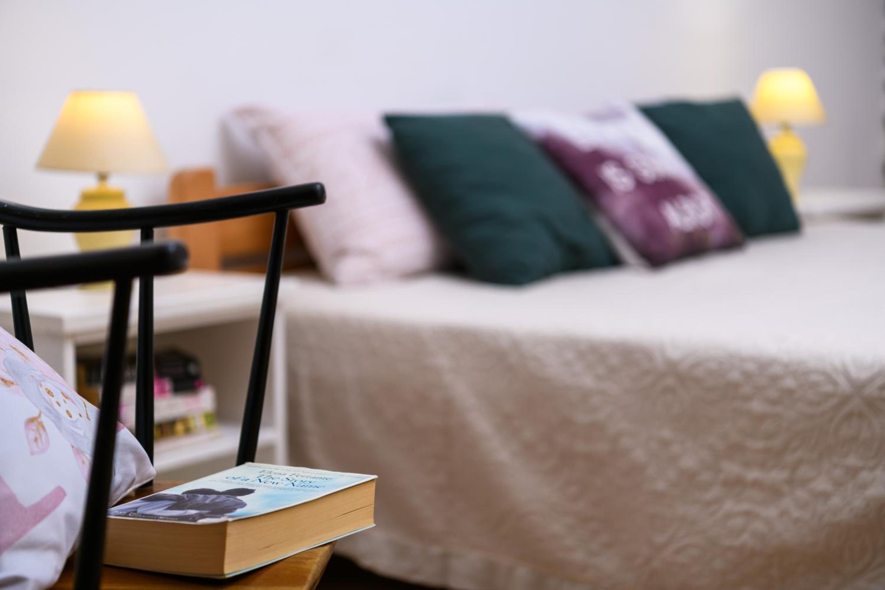 One-Bedroom Apartment - Photo 3