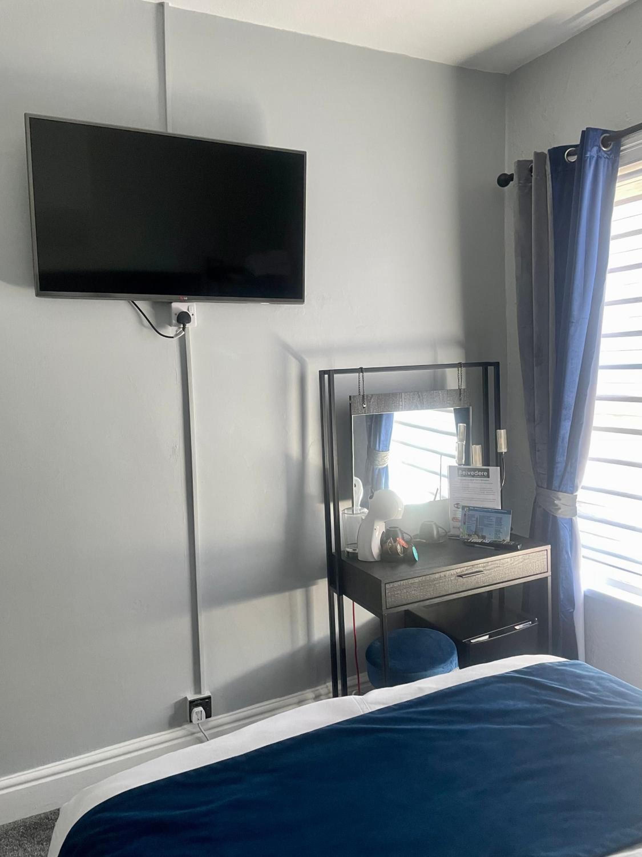 Standard Double Room photo 2