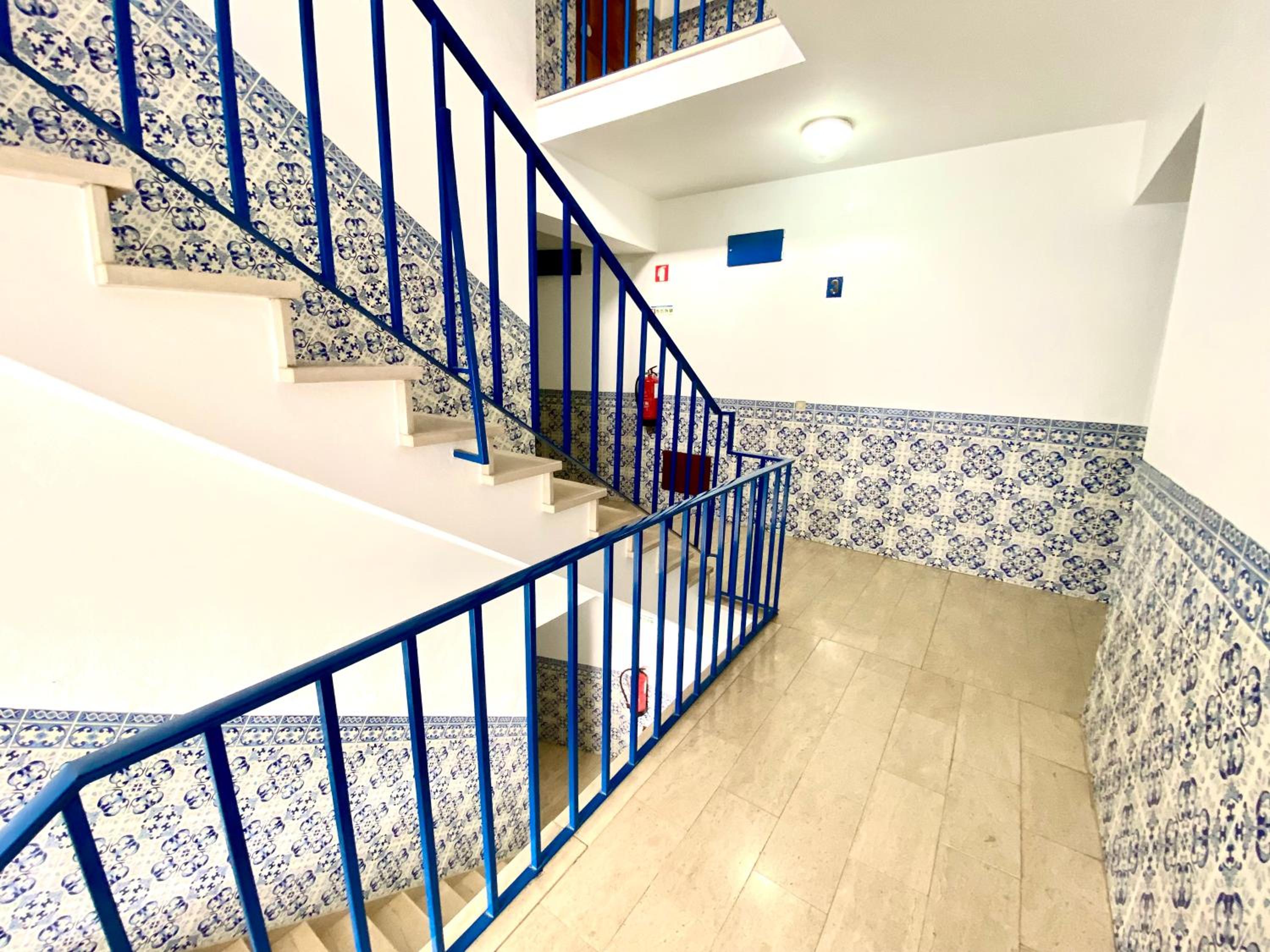 One-Bedroom Apartment - Photo 15
