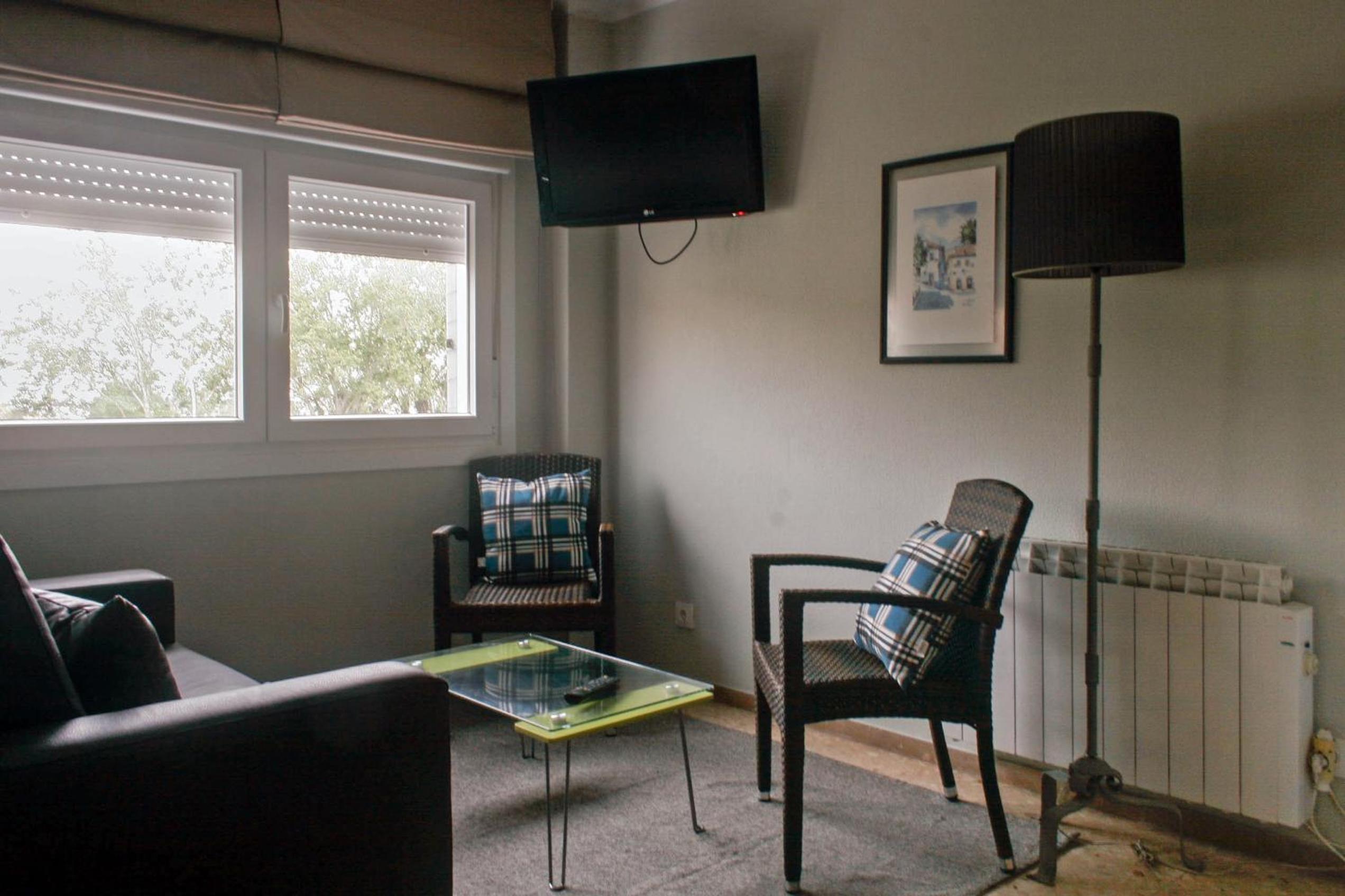 Apartamento de dos habitaciones con balcón