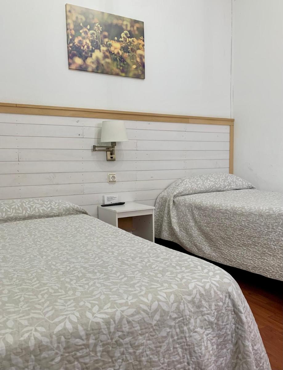 Twin Room with Shared Bathroom