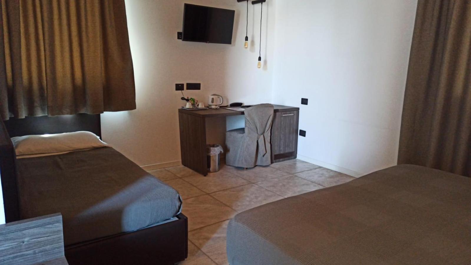 Triple Room - Photo 2