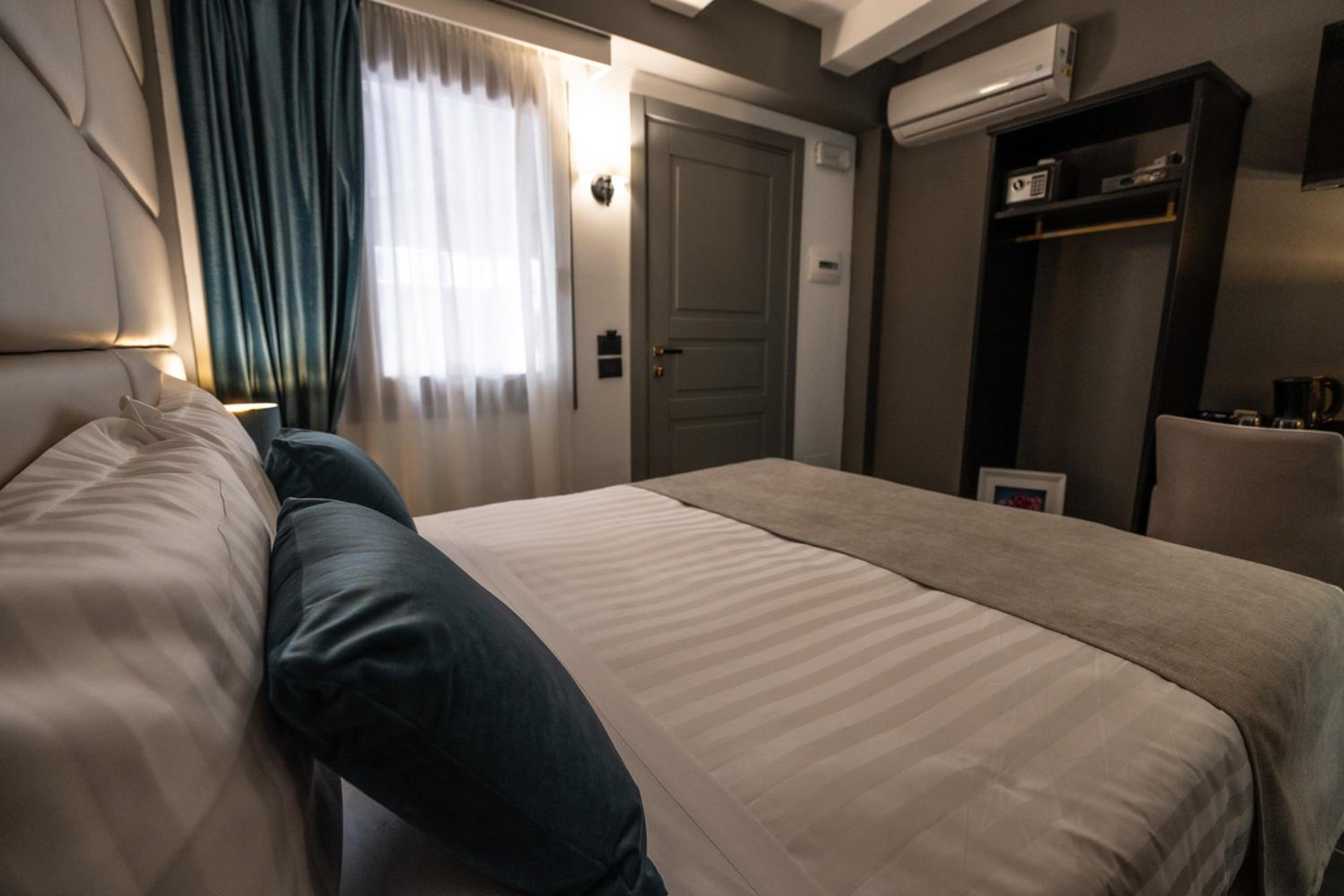 Double Room with Terrace photo 3