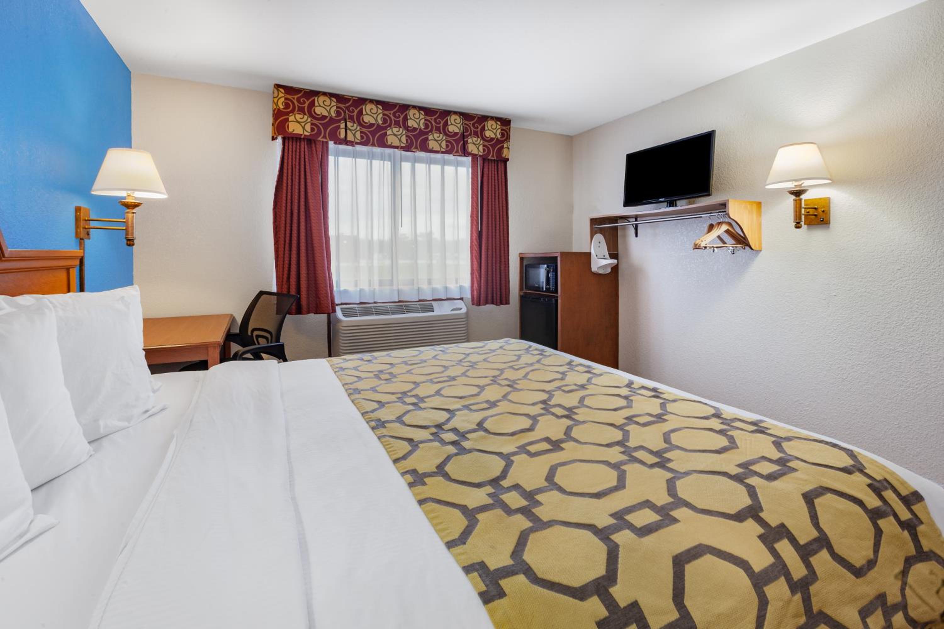 King Room - Disability Access/Non-Smoking - Photo 1