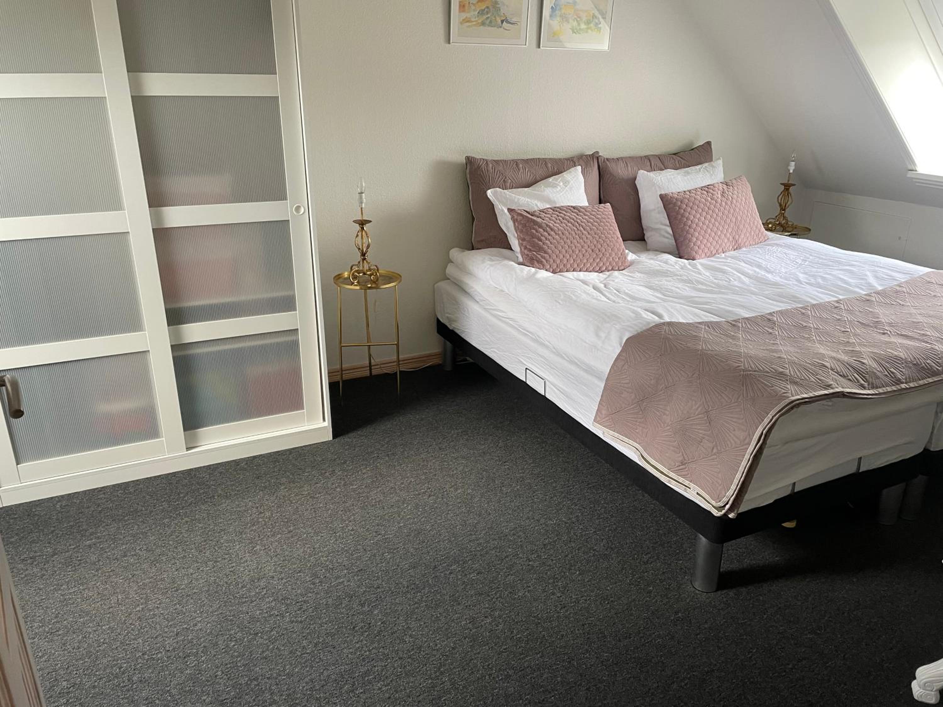Three-Bedroom House photo 1