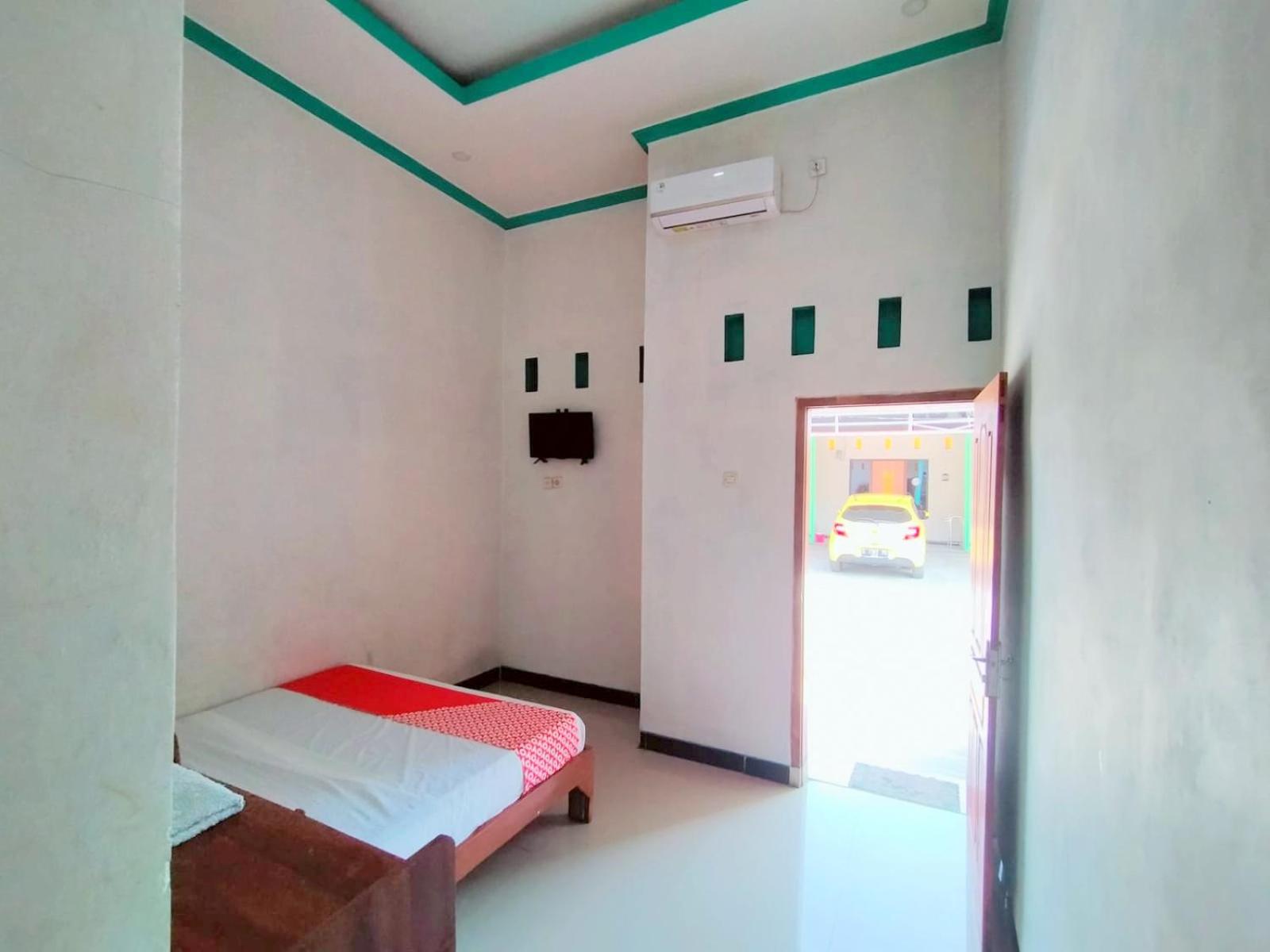 Standard Double Room - Photo 5