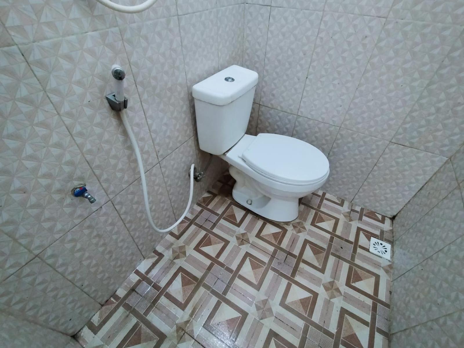Standard Double Room - Photo 4