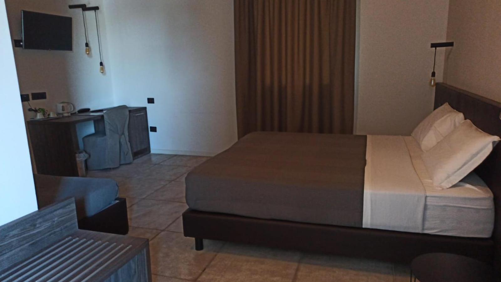 Triple Room - Photo 1